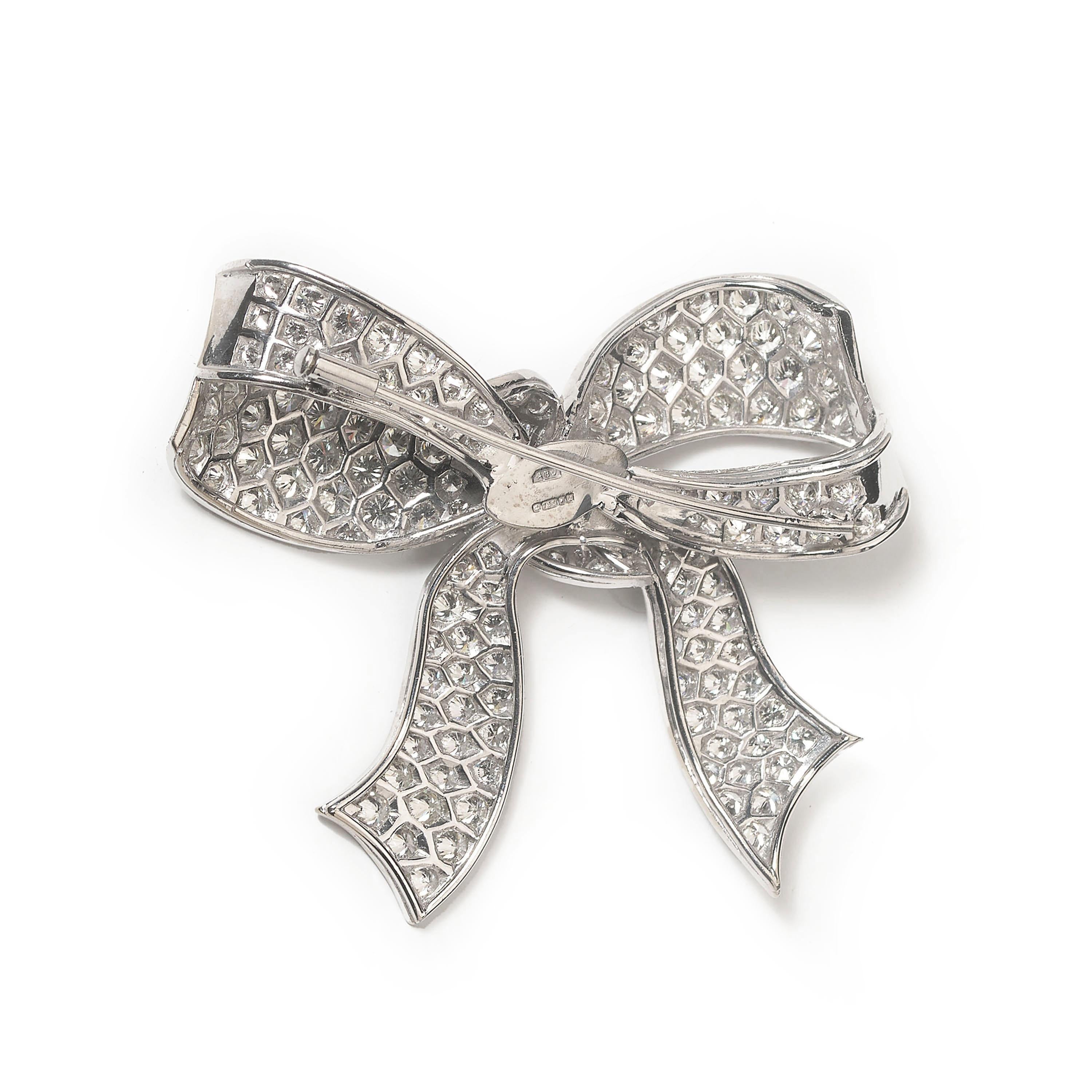 Modern Diamond and 18 Karat White Gold Bow Brooch, 15.00 Carat, 1994 For Sale