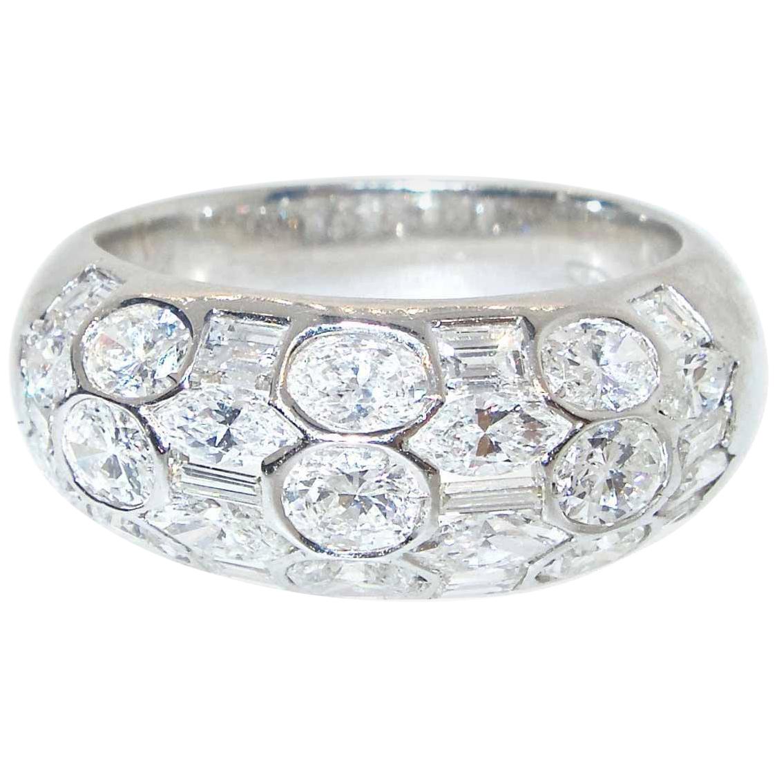 Diamond and 18 Karat White Gold Ring