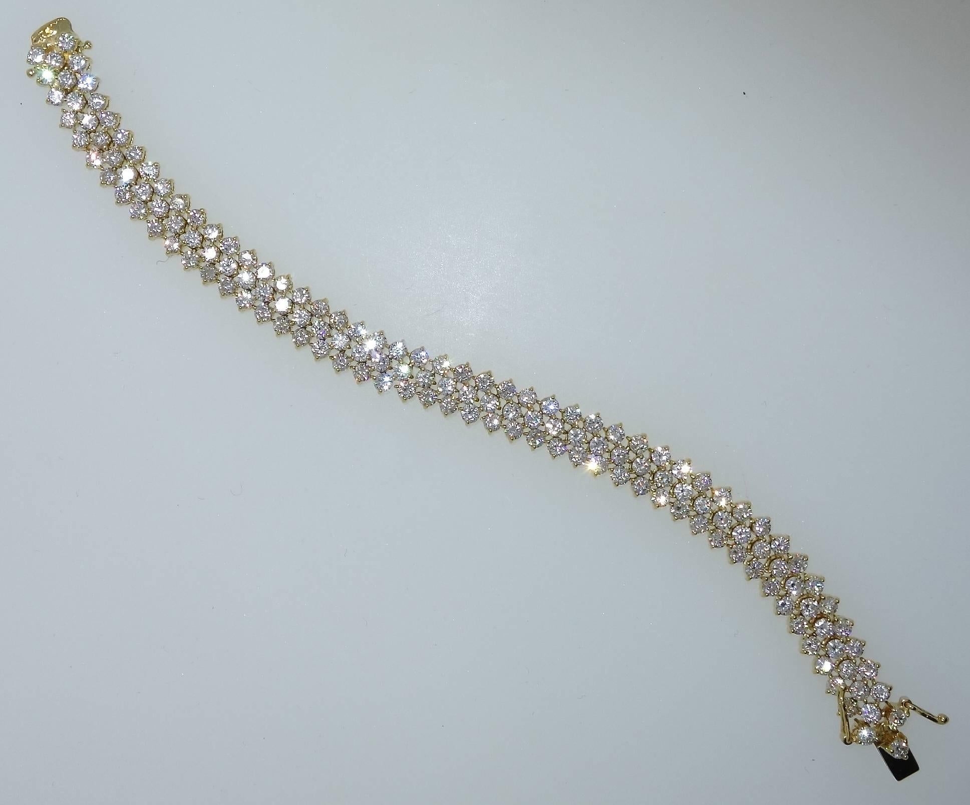 Contemporary Diamond Gold Flexible Bracelet