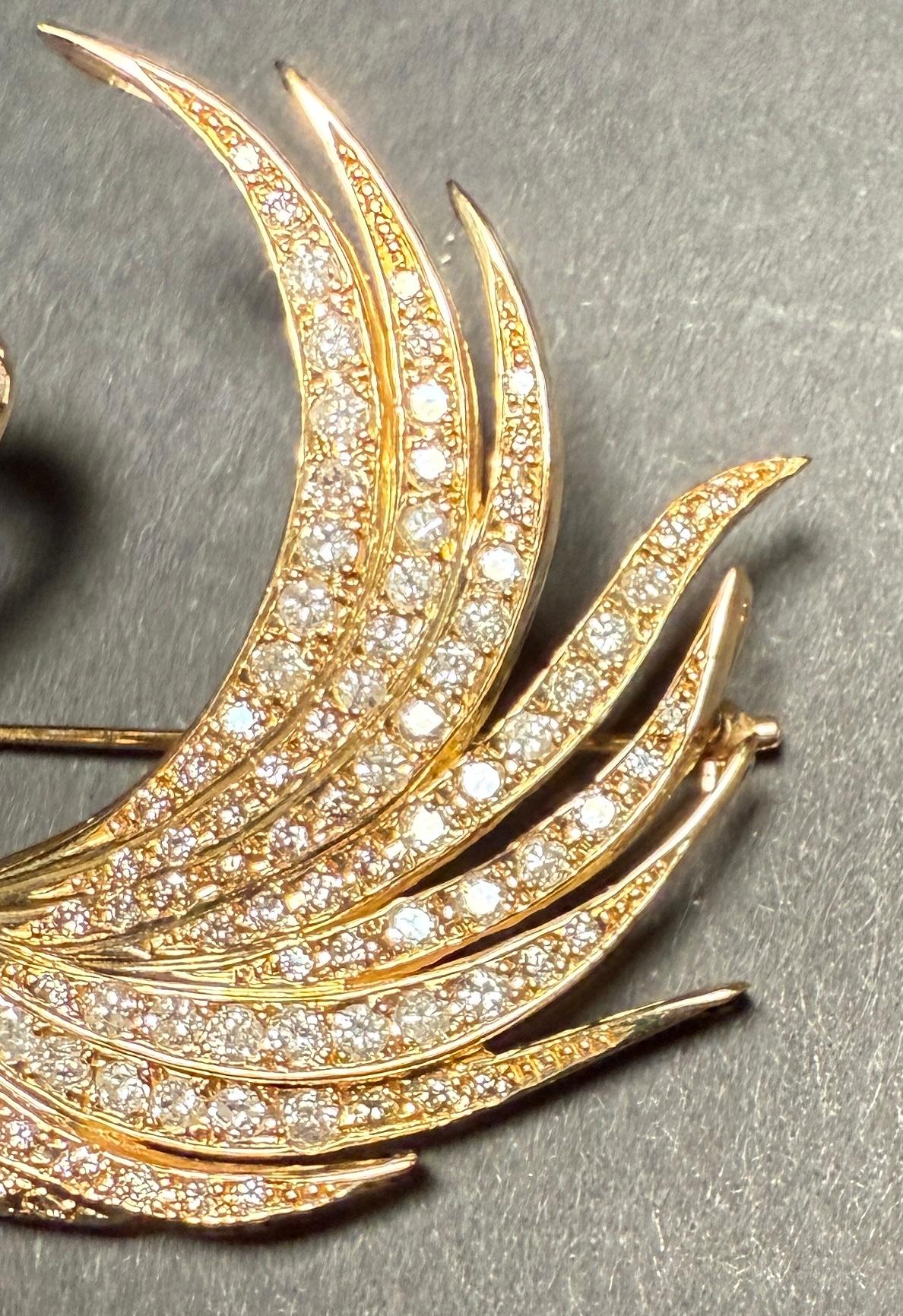 Diamond And 18K Gold Swan Form Pin Brooch In Good Condition For Sale In Norwood, NJ