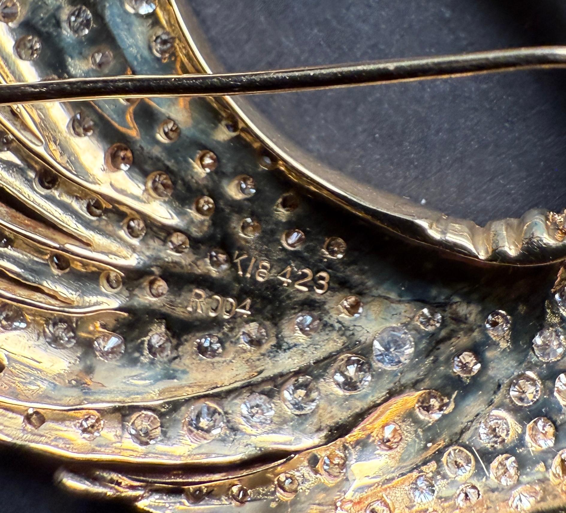 Diamond And 18K Gold Swan Form Pin Brooch For Sale 1