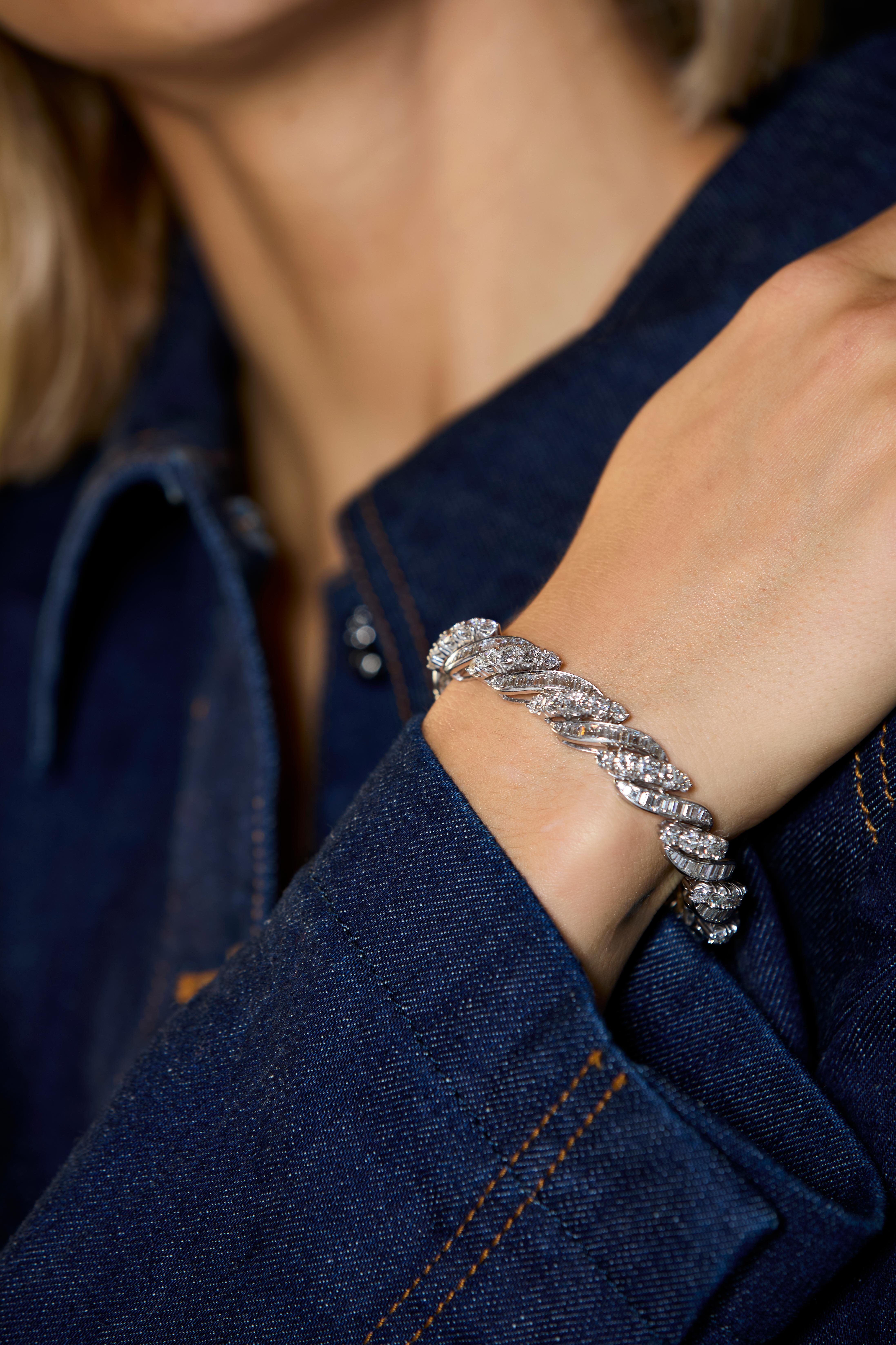 Bracelet en or blanc 18k et diamants Pour femmes en vente