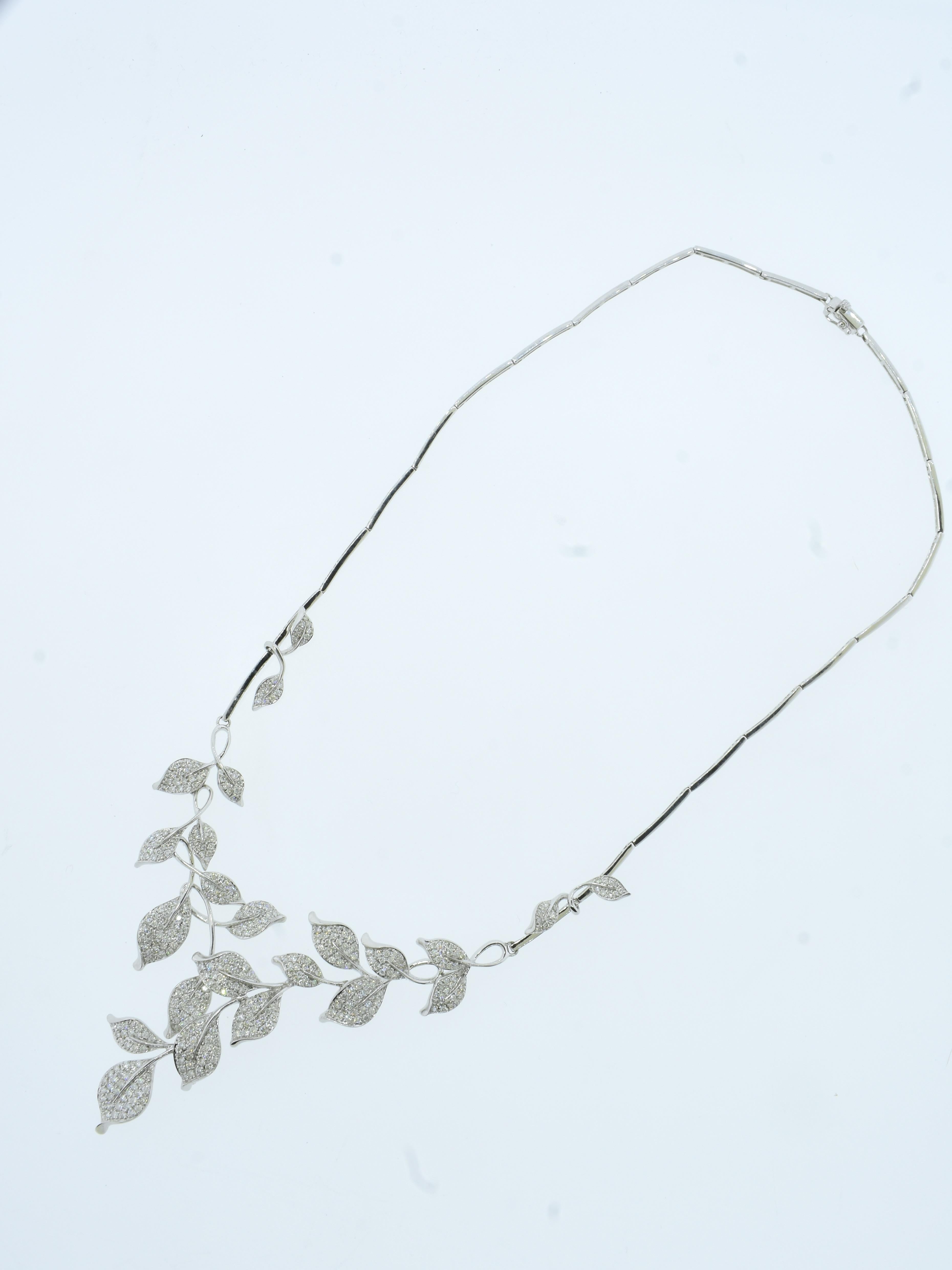 Diamond and 18K White Gold Contemporary Necklace of Stylized Foliage. For Sale 6