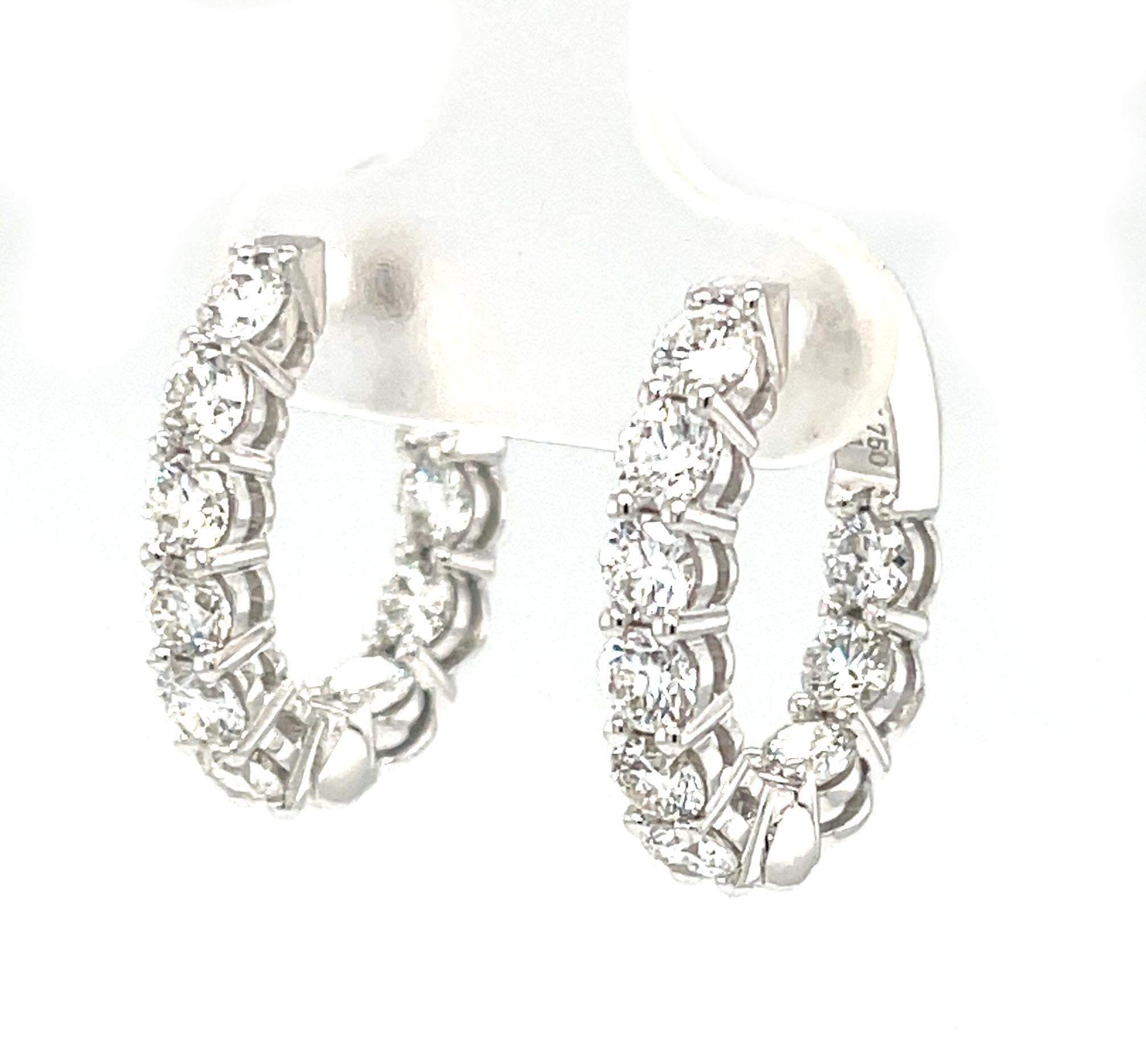 Diamond and 18k White Gold Hoop Earrings, 2.31 Carats Total In New Condition For Sale In Los Angeles, CA