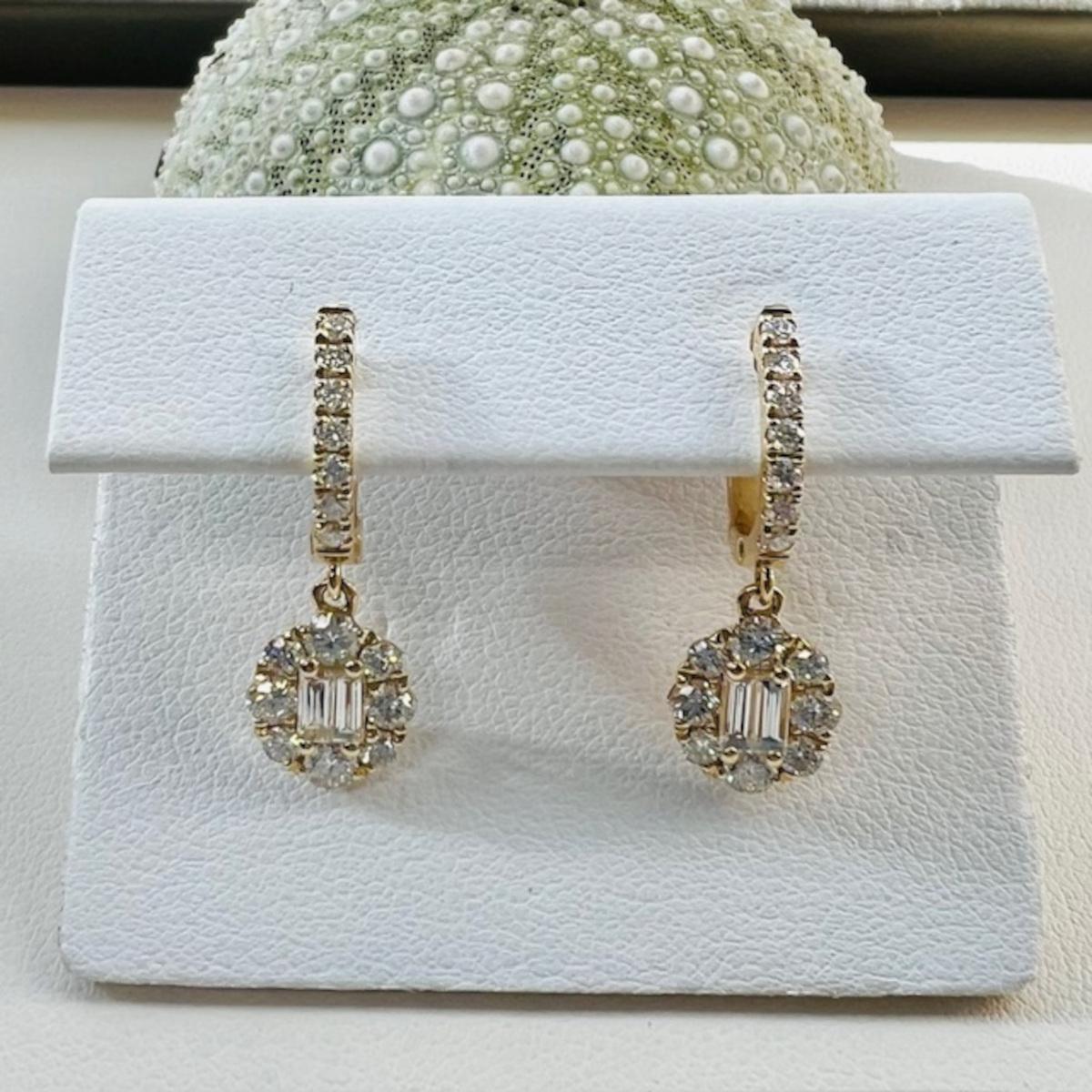 Diamond and 18k Yellow Gold Dangle Earrings with Hinged Hoops For Sale 3