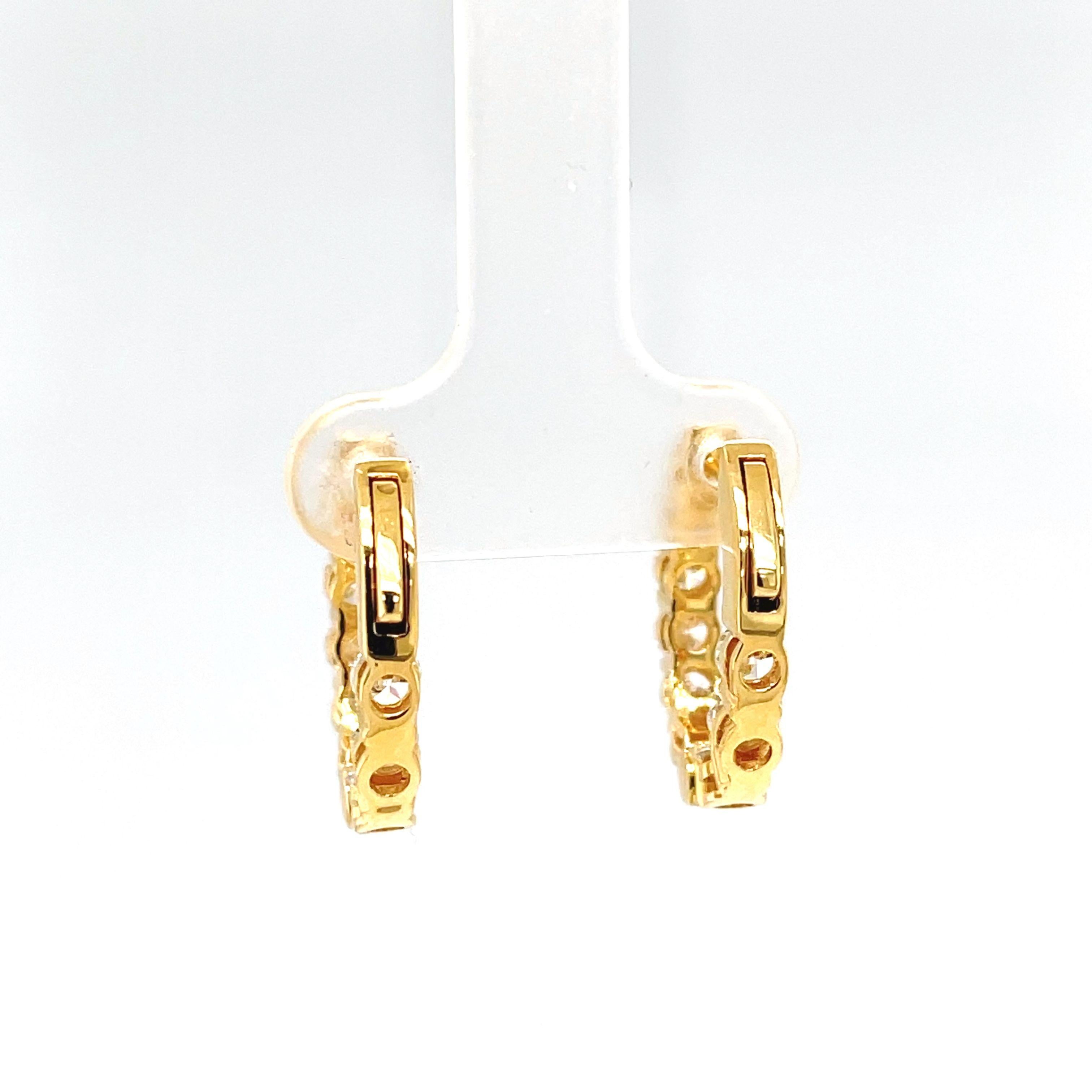 Diamond and 18k Yellow Gold Hoop Earrings, 2.31 Carats Total For Sale 4