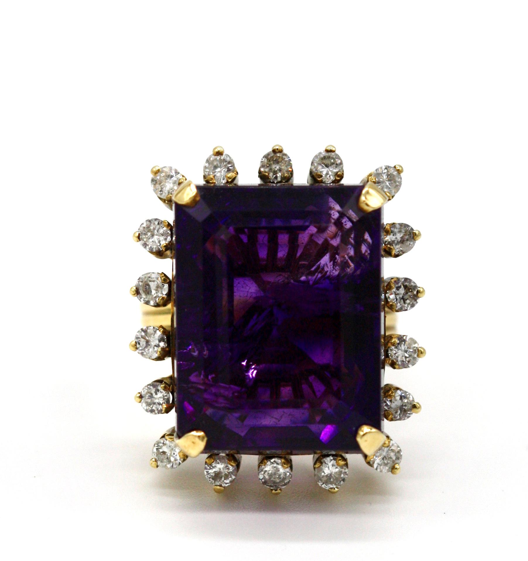 Diamond and Amethyst Ring For Sale 5