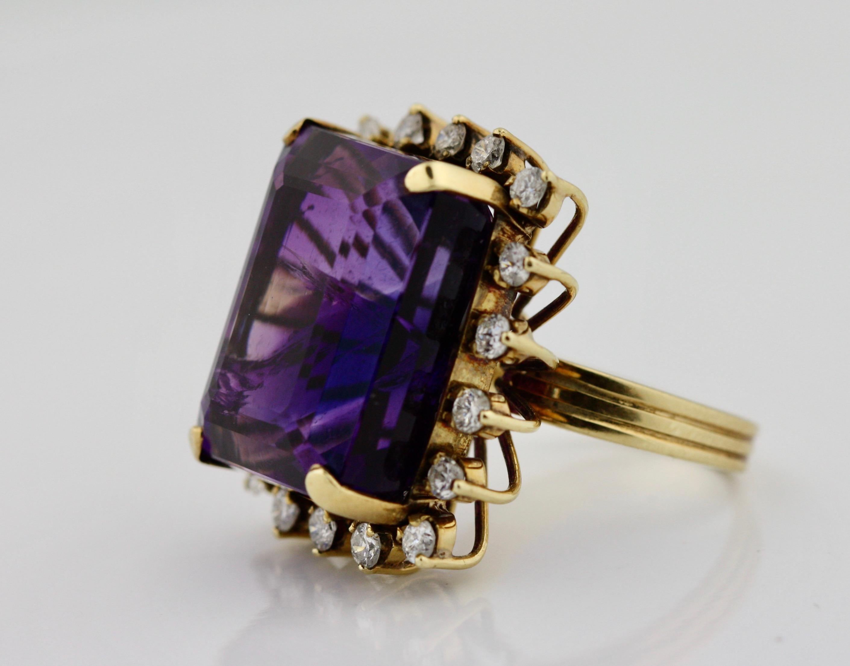 Diamond and Amethyst Ring In Good Condition For Sale In Palm Beach, FL