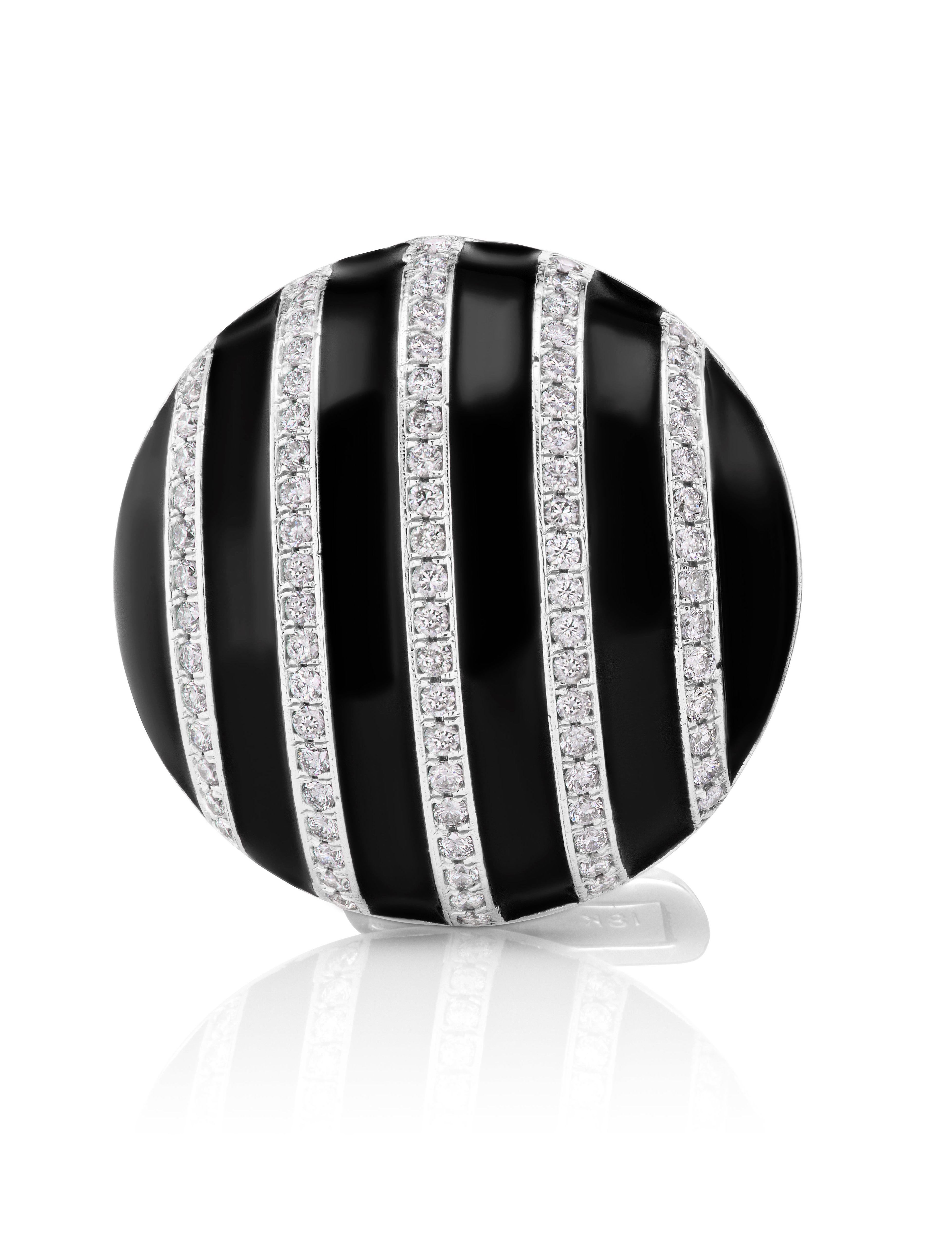 Round Cut Diamond and Black Enamel Cufflink For Sale