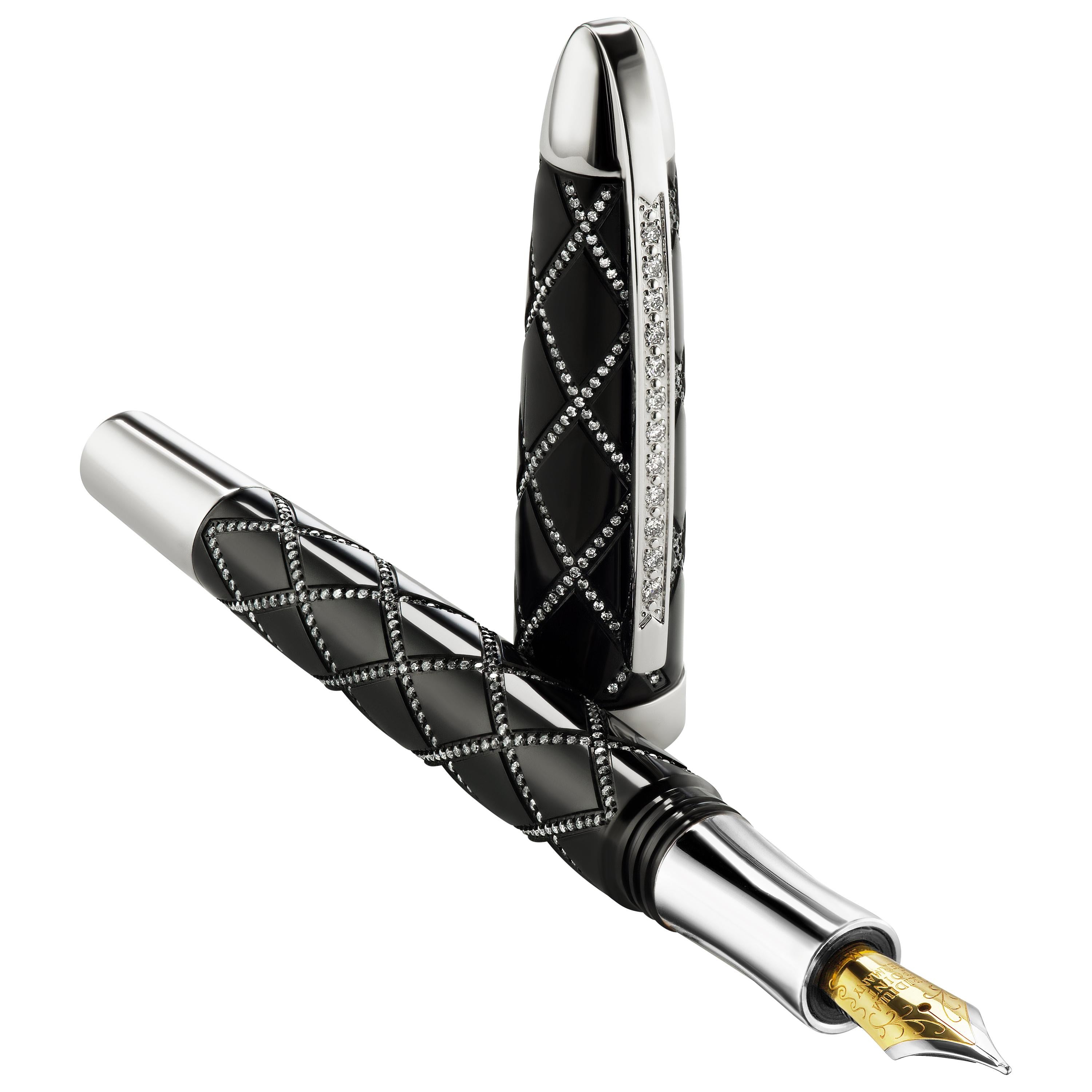 Diamond and Black Lacquer Fountain Pen For Sale