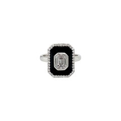 Diamond and Black Onyx Fashion 18K Ring