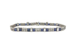 Bracelet en platine avec diamants et saphirs bleus