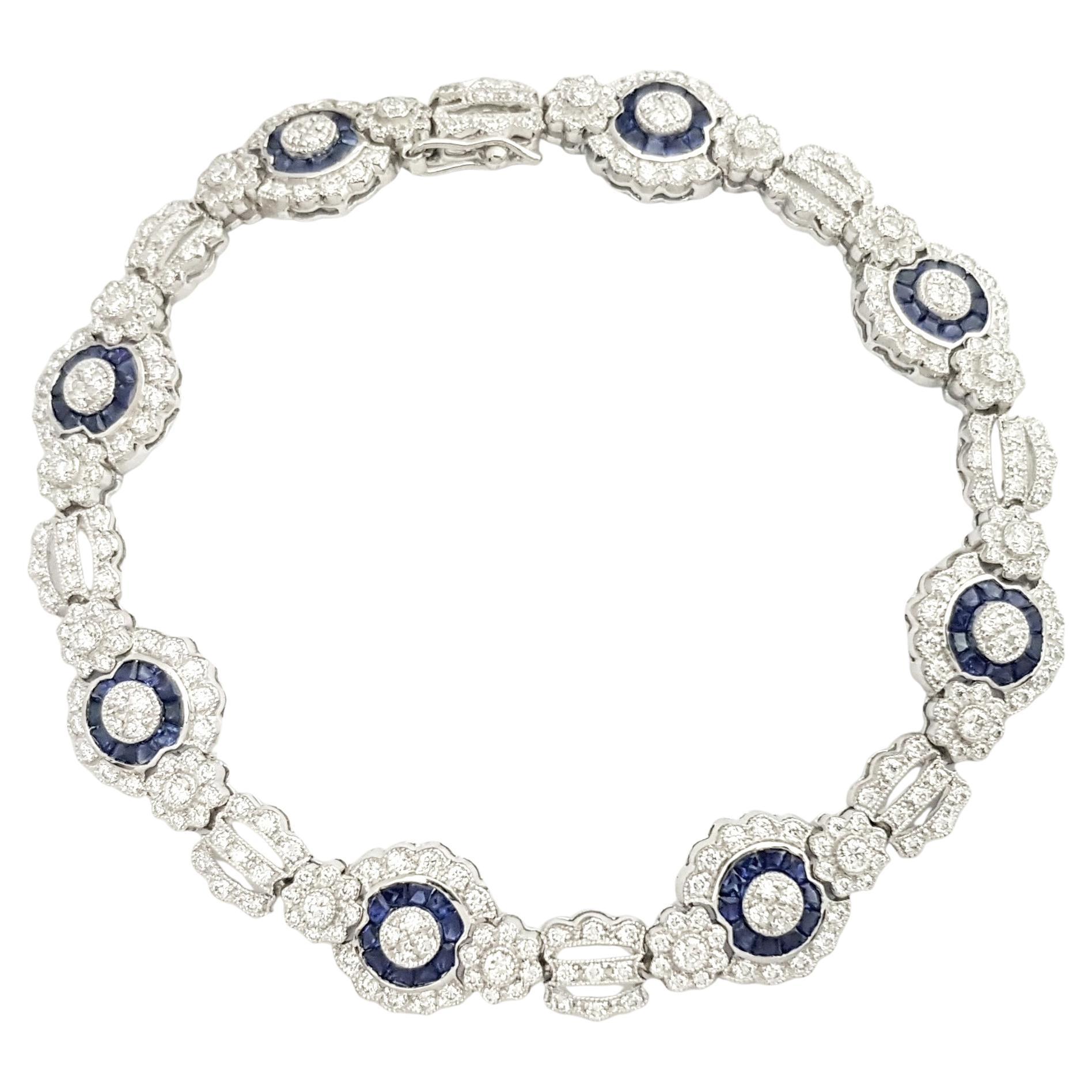 Armband mit Diamanten und blauem Saphir in einer Fassung aus 18 Karat Weißgold