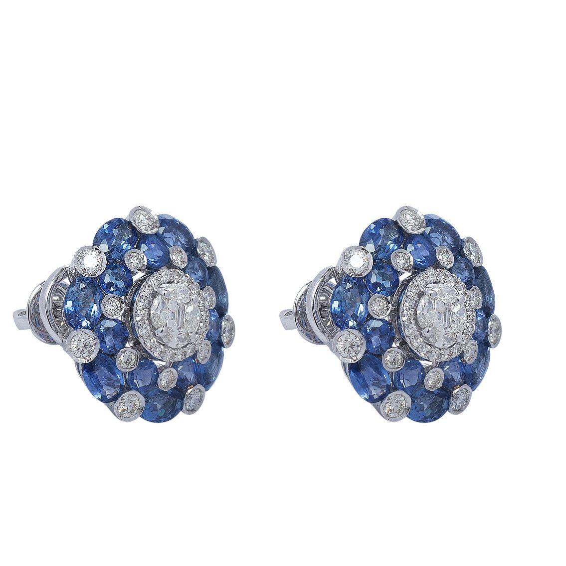 Avec 7 carats de saphir naturel bleu marine, assis sur un lit de diamants, la Ziya est réalisée en or 18 carats. Associez-les à nos boucles d'oreilles Ziya.


Détails des pierres précieuses
Détails sur les diamants

Forme	Ronde et baguette
Couleur