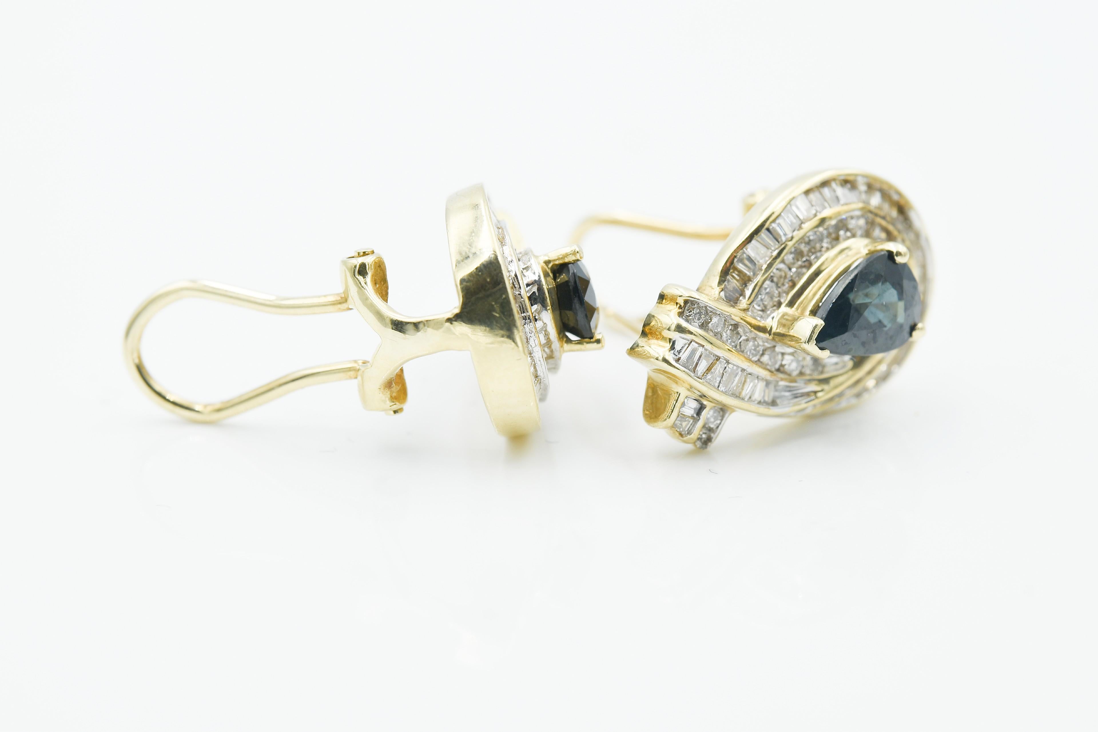 Contemporary Diamond and Blue Sapphire Earrings For Sale
