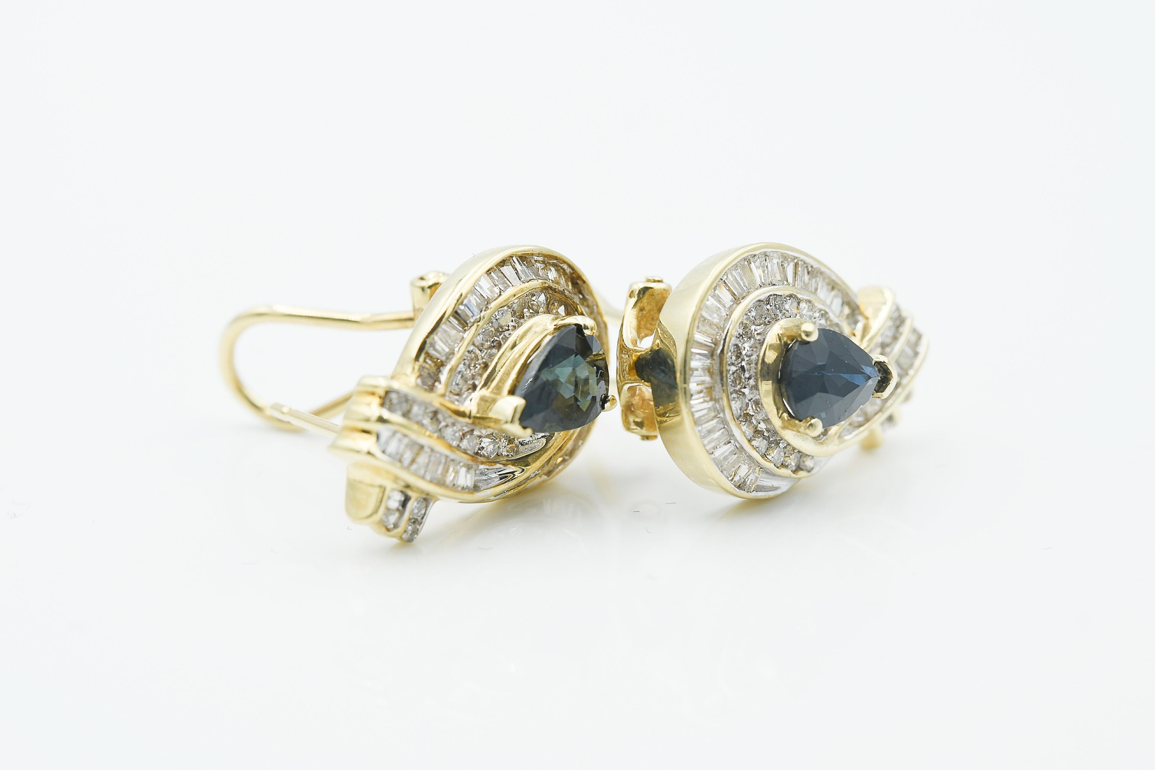 Women's Diamond and Blue Sapphire Earrings For Sale