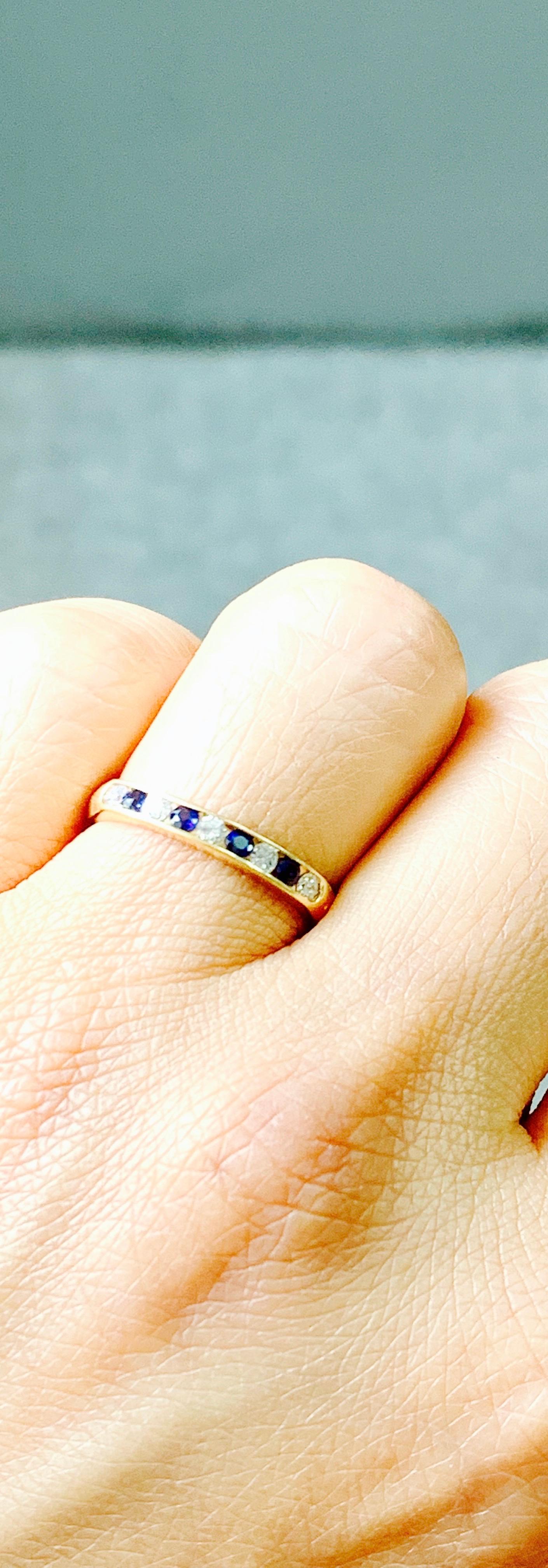 Contemporary Diamond and Blue Sapphire Wedding Band in Yellow Gold For Sale