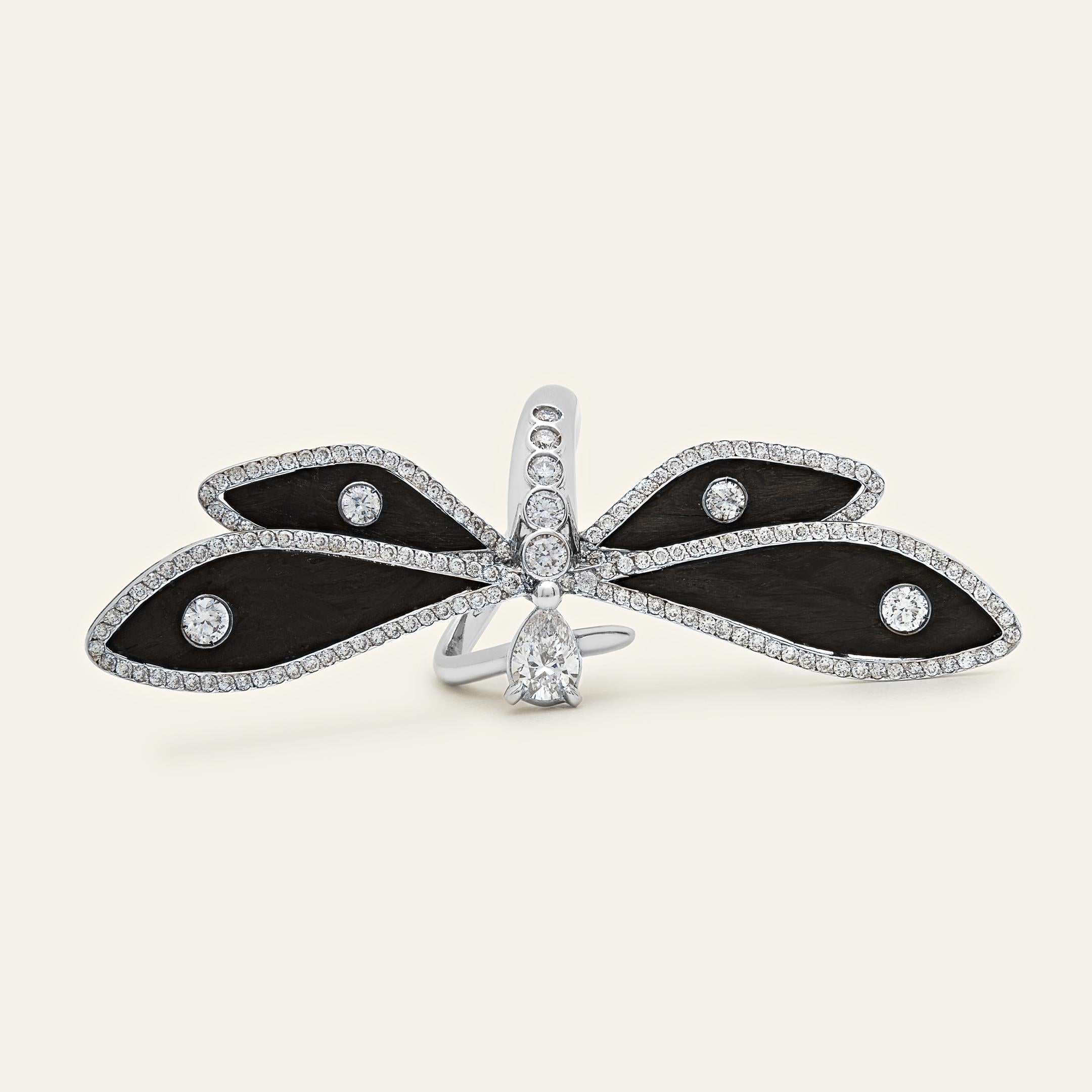 Contemporain Bague libellule en diamant et carbone en vente