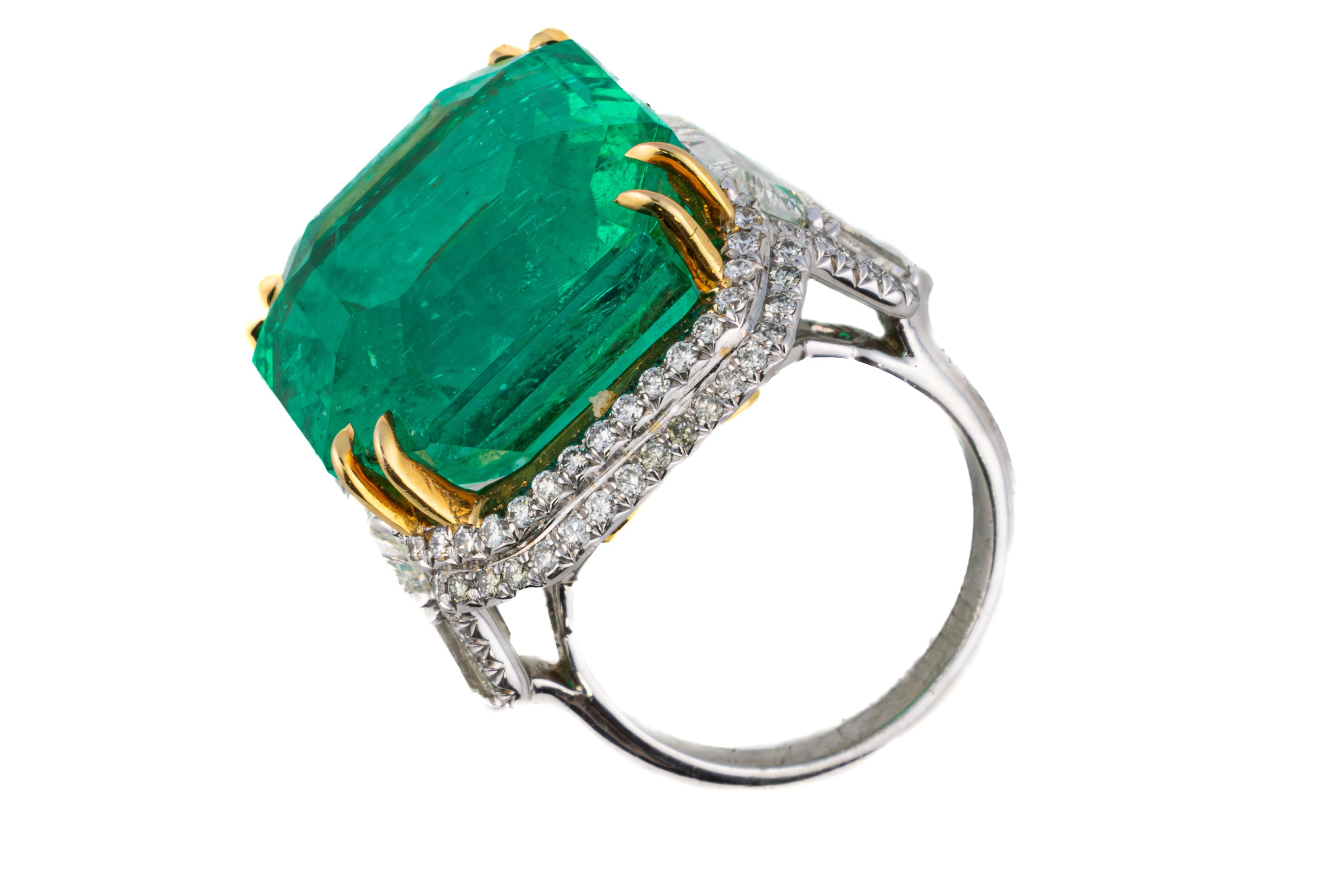 Cocktailring mit Diamant und kolumbianischem Smaragd (Retro) im Angebot