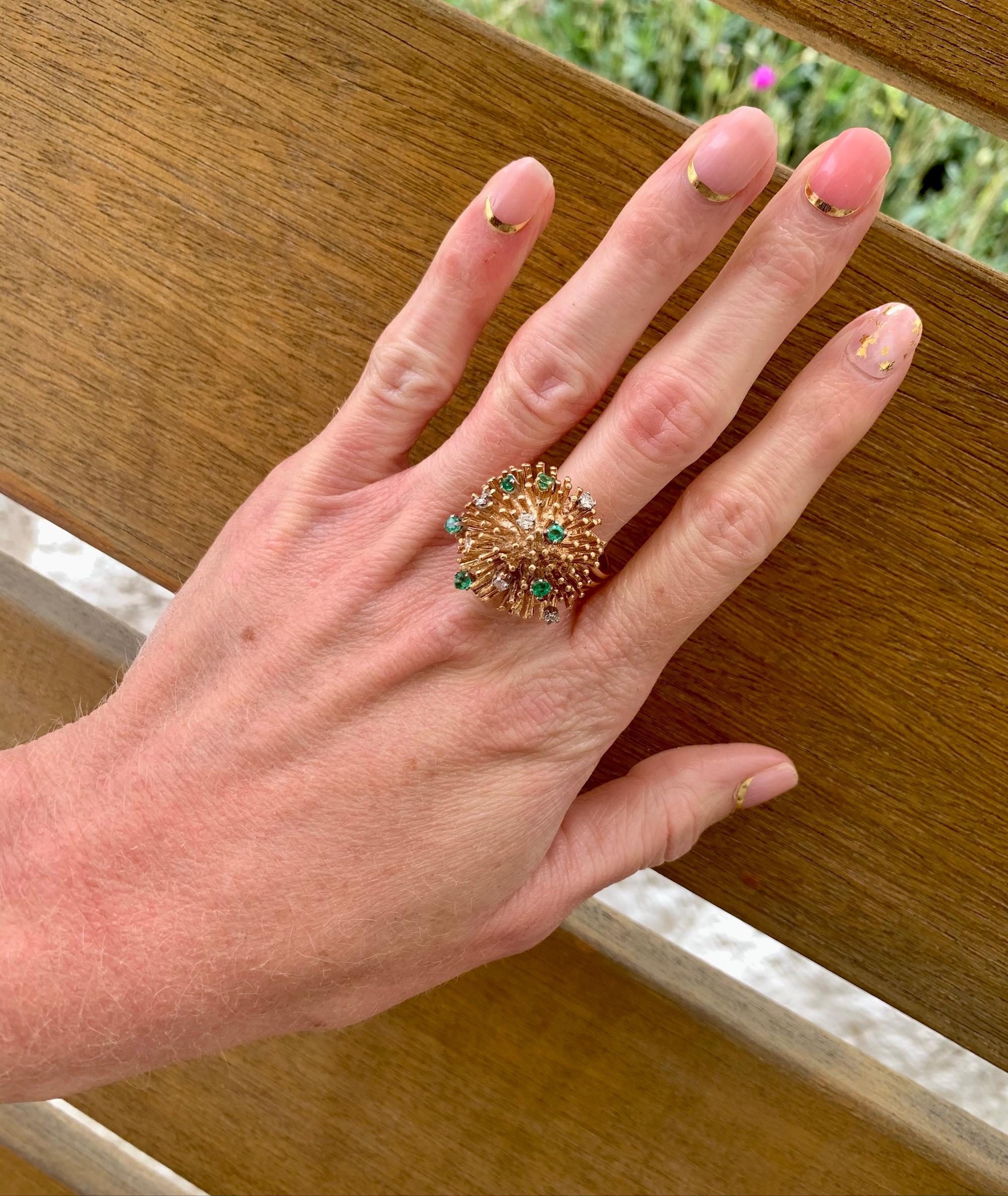 Diamond and Emerald 14K Yellow Gold Starburst Ring For Sale 2