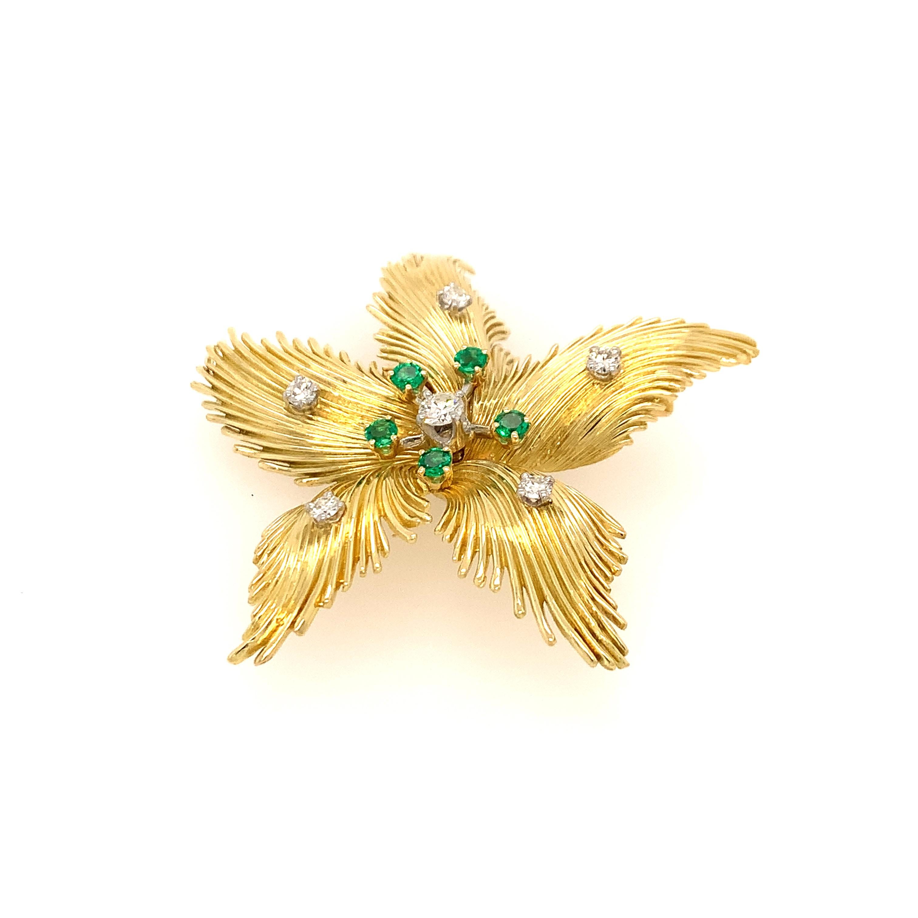 Diamond and Emerald 18K Yellow Gold Floral Brooch  In Excellent Condition For Sale In Delray Beach, FL