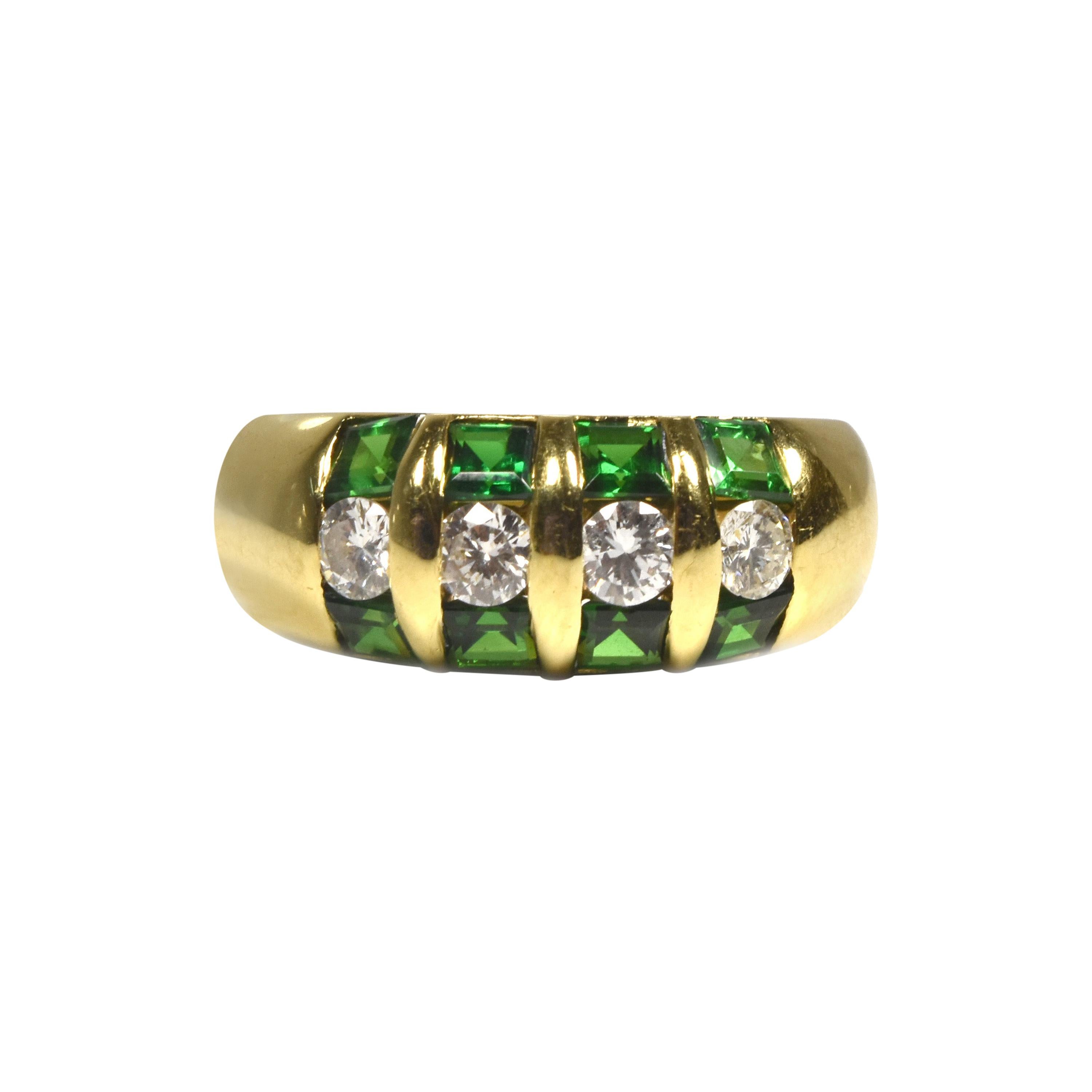 Diamond and Emerald 18k Yellow Gold Ring