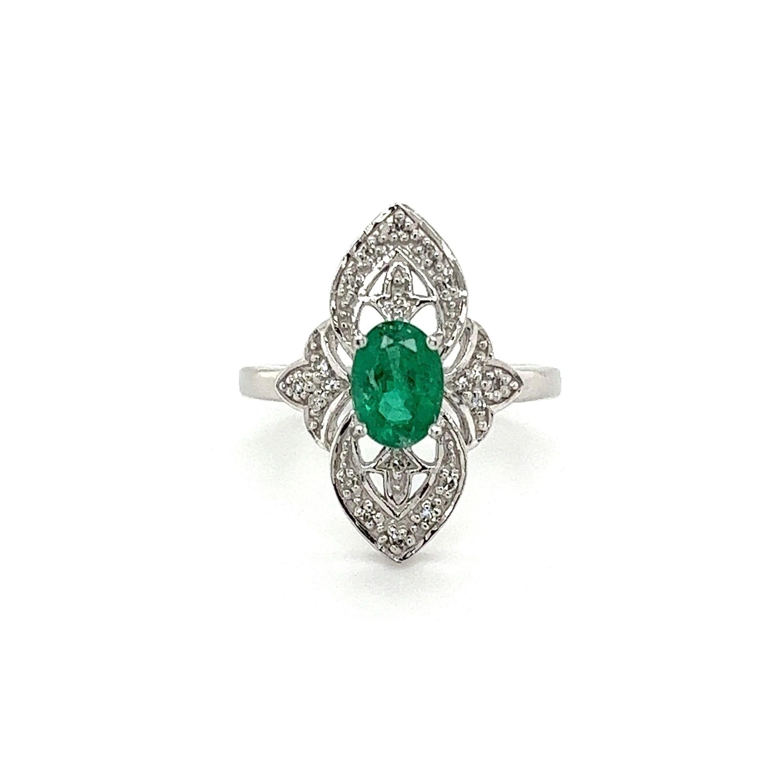 Diamond and Emerald Art Deco Revival Gold Vintage Navette Ring In Excellent Condition In Montreal, QC