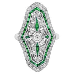 Diamant- und Smaragd-Esstellerring im Art-déco-Stil aus 18 Karat Weißgold mit Diamanten