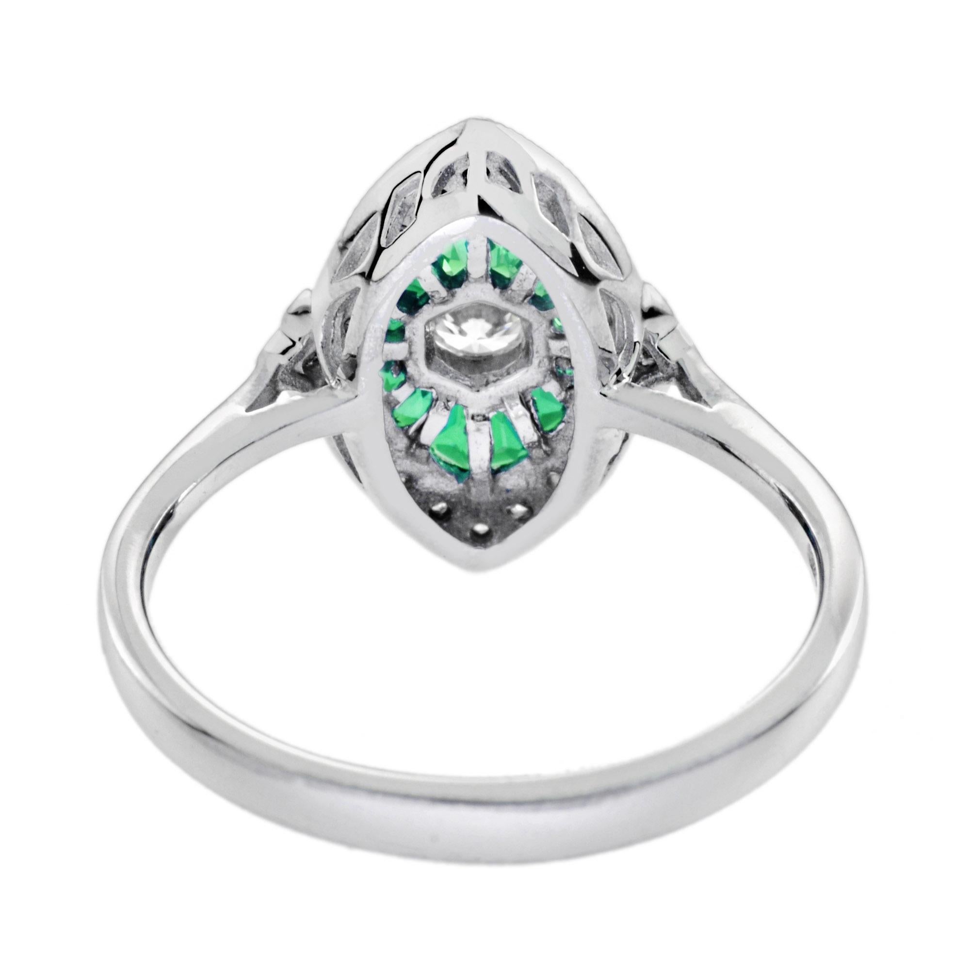Verlobungsring aus 18 Karat Weißgold mit Diamanten und Smaragden im Art-déco-Stil im Zustand „Neu“ im Angebot in Bangkok, TH
