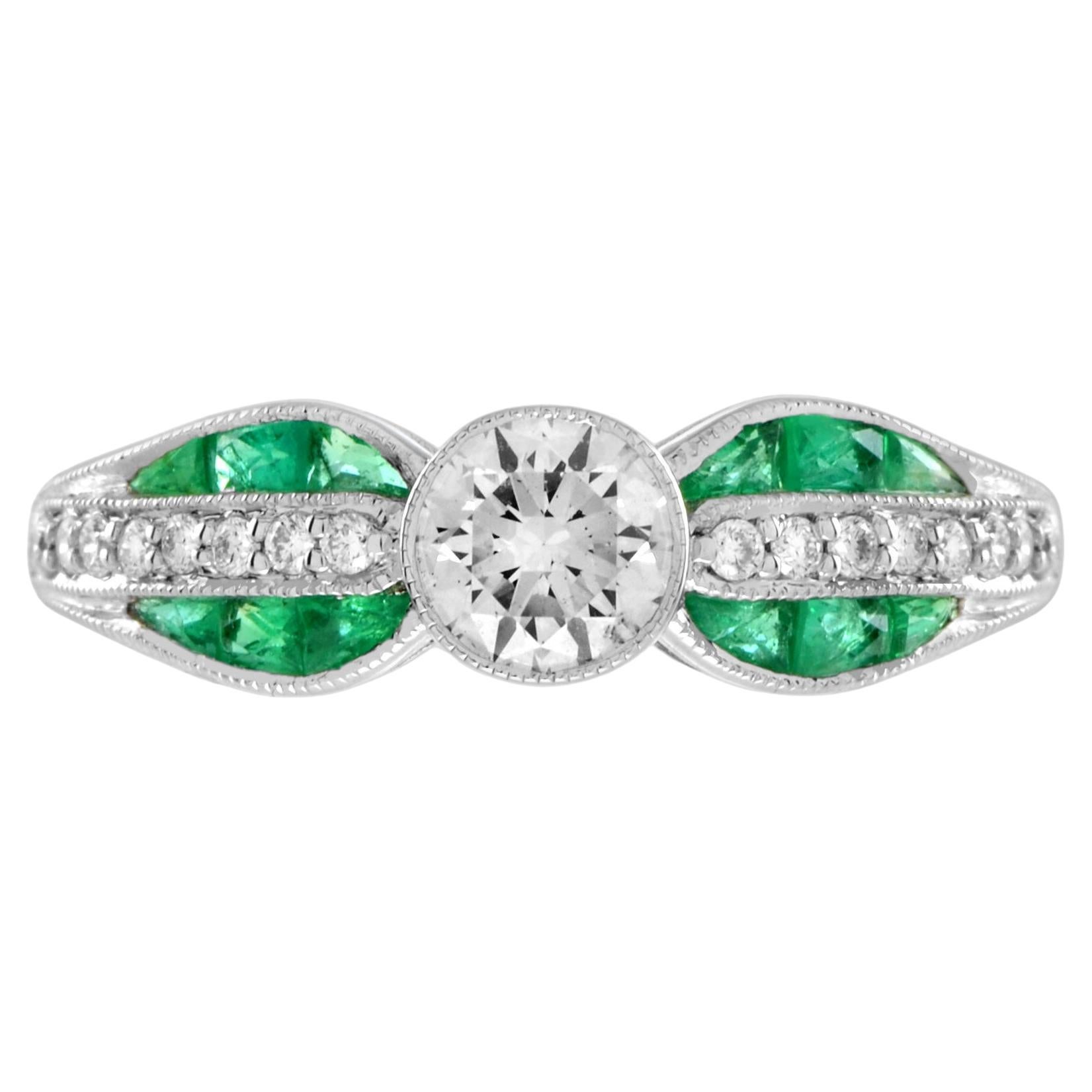 Anillo de compromiso solitario de diamantes y esmeraldas estilo Art Decó en oro blanco de 18 quilates en venta