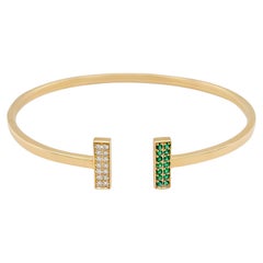 Diamond and Emerald Bar Bangle in 18k Yellow Gold