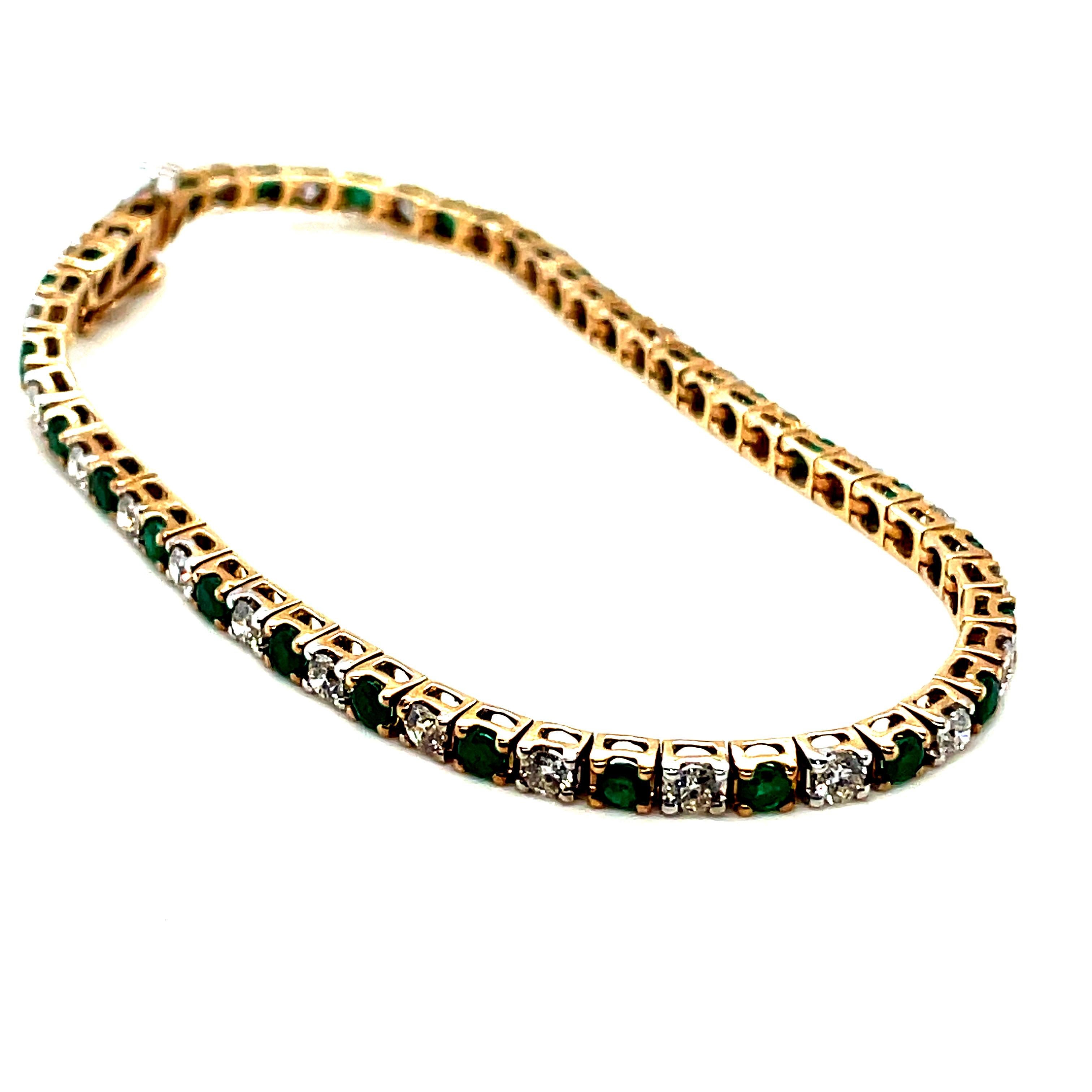 Diamond and Emerald Bracelet 9k Yellow Gold For Sale 10