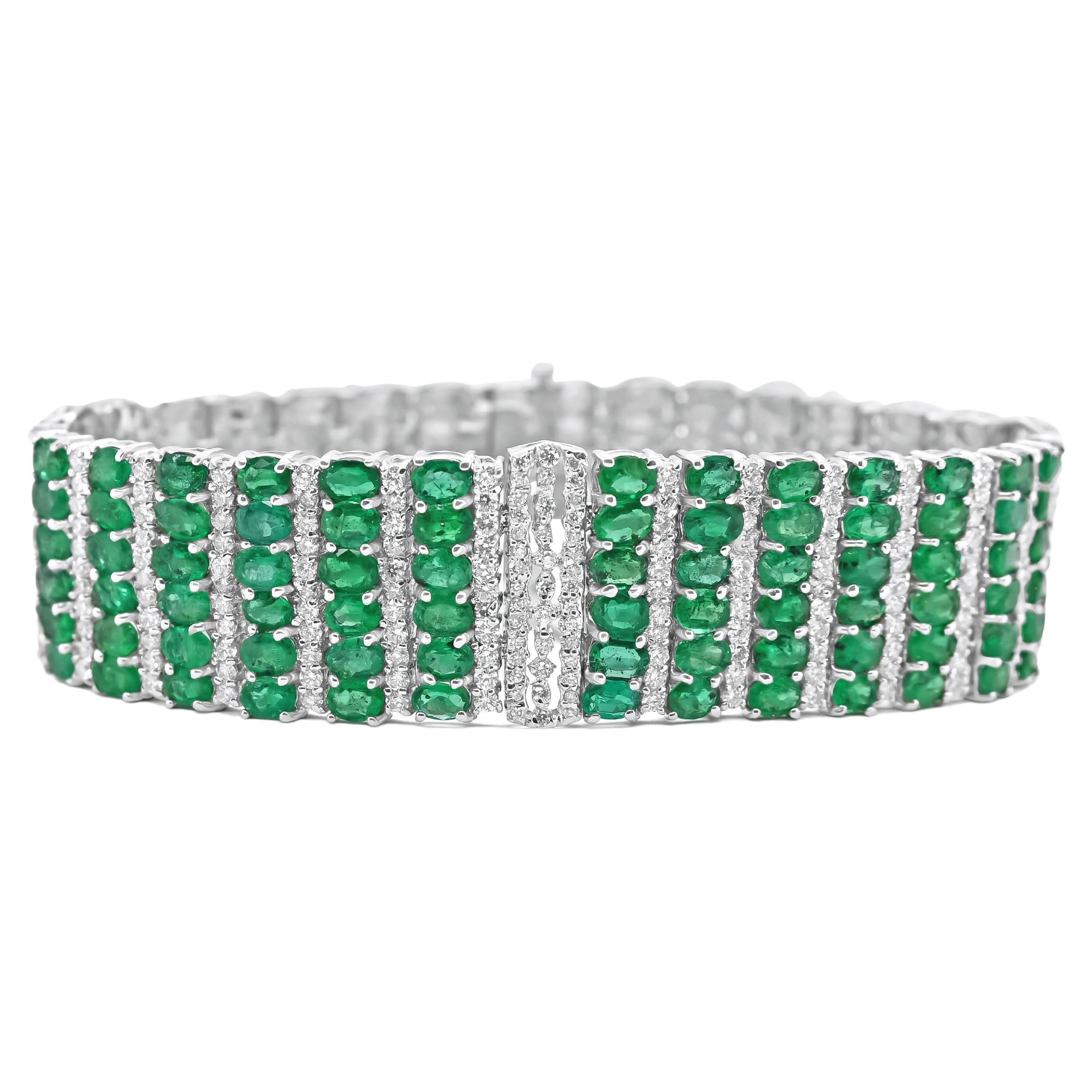 Diamond and Emerald Bracelet For Sale