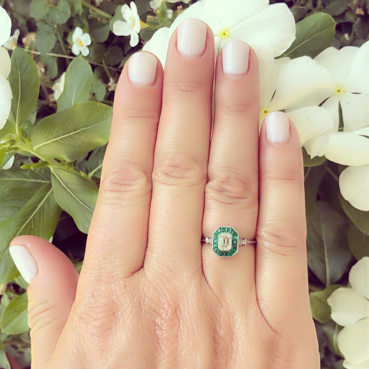 Art Deco Diamond and Emerald Deco Style Ring For Sale