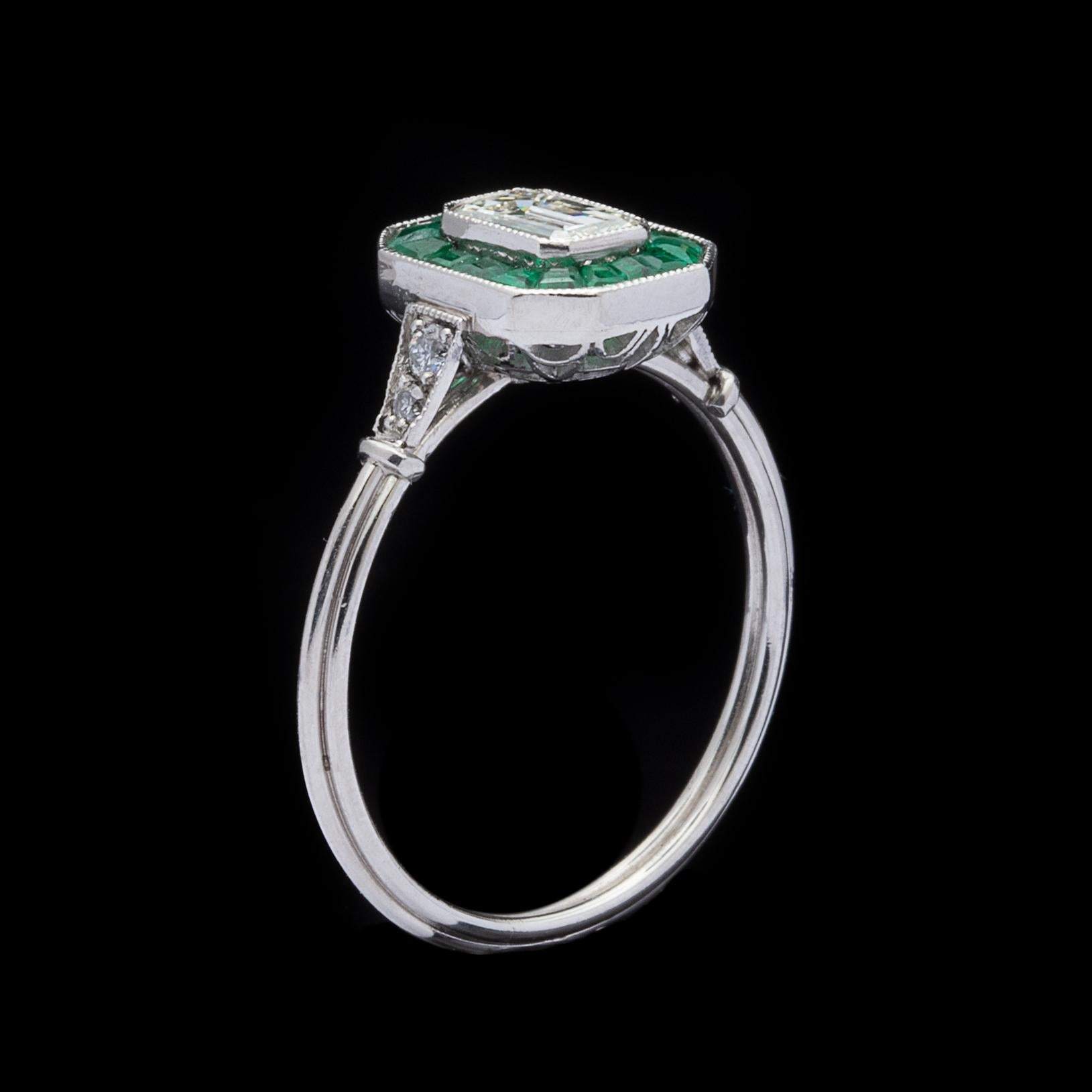 Women's Diamond and Emerald Deco Style Ring For Sale
