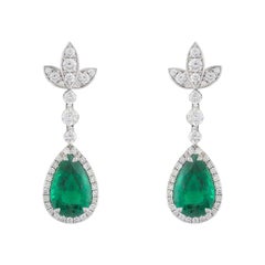 Diamond and Emerald Drop Earrings 6.00 Carat Emeralds 1.30 Carat Diamonds Diamond and Emerald Drop Earrings 6.00 Carat Emeralds 1.30 Carat Diamonds