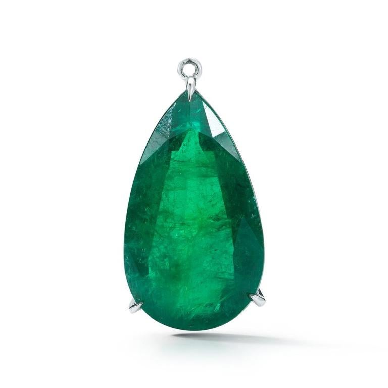 Diamant- und Smaragd-Tropfen-Halskette (Brillantschliff) im Angebot