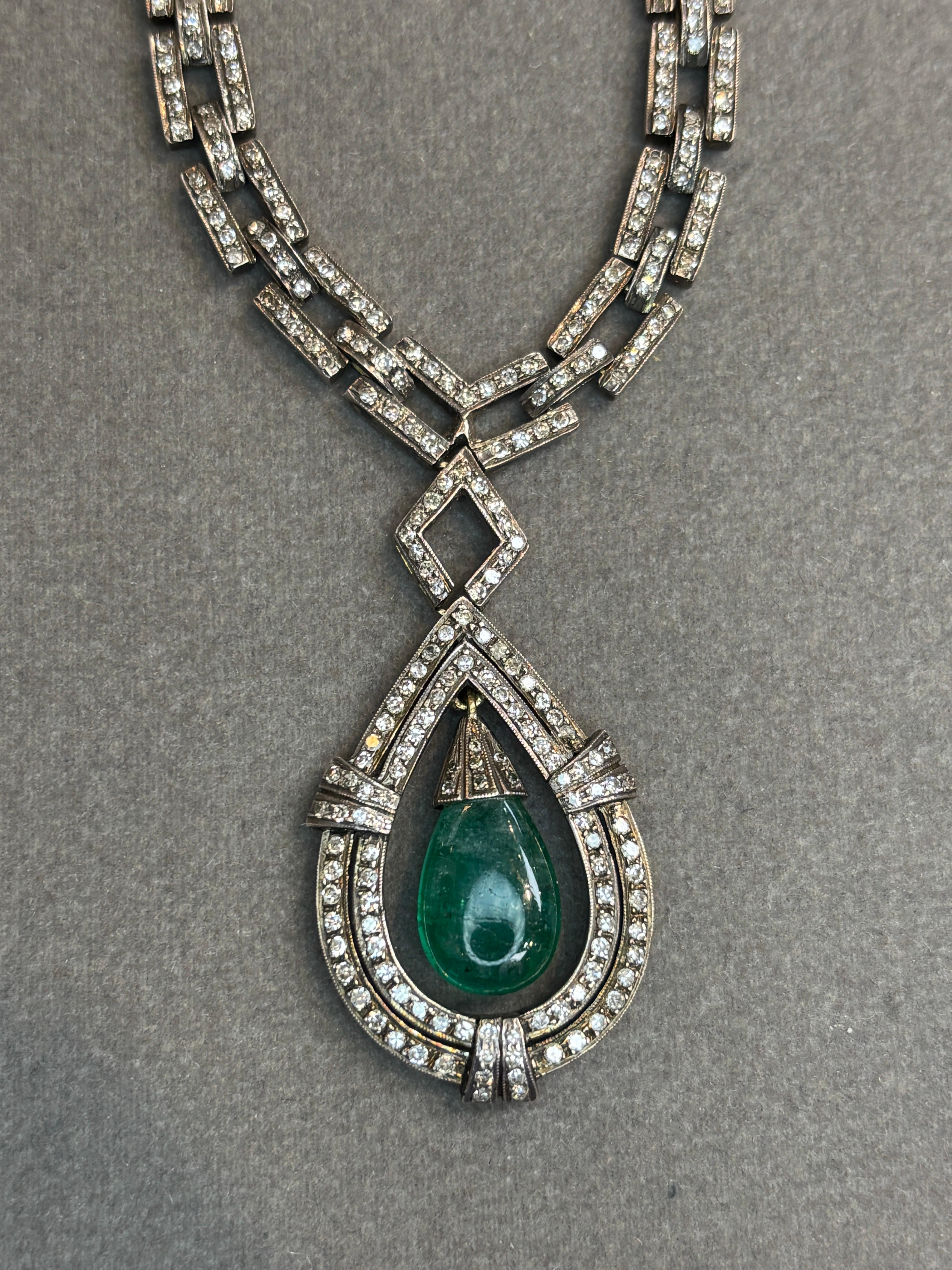 Collana con diamanti e smeraldi in vendita 2