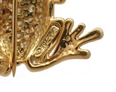 Diamond and Emerald Frog Pin in 18 Karat Yellow Gold