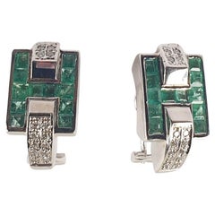 Diamond and Emerald Hoops Earrings in 18 Karat White Gold with H Design