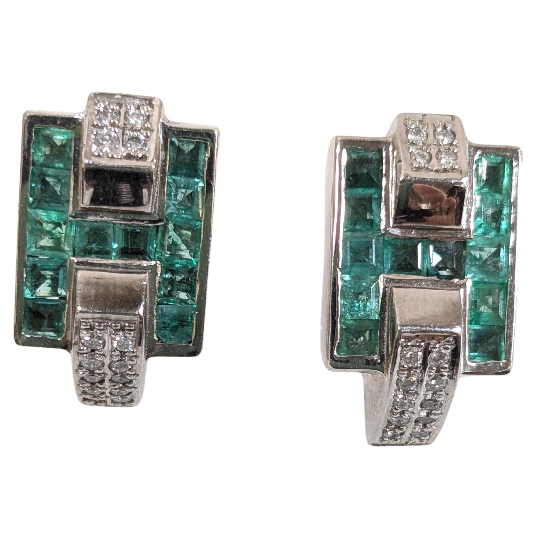 Diamond and Emerald Hoops Earrings in 18 Karat White Gold with H Design