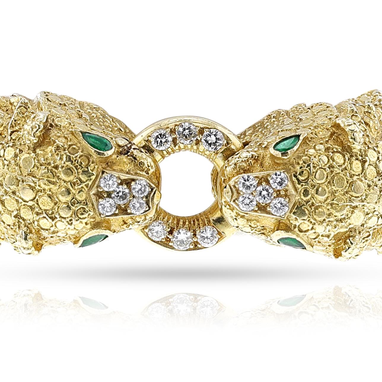 Round Cut Diamond and Emerald Lion Cuff Bangle, 18k