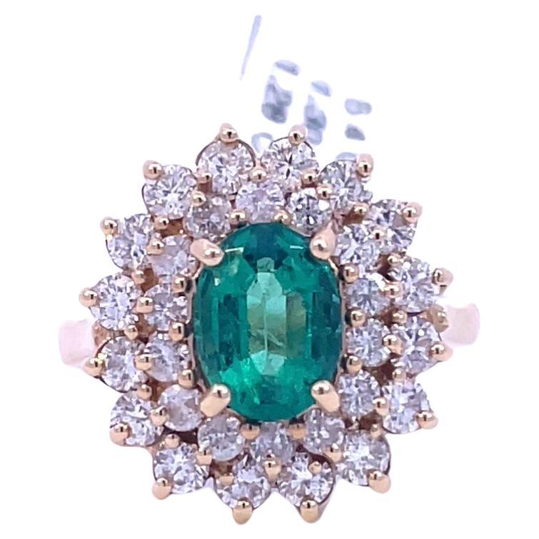 Modern Diamond and Emerald Ring in 14K Yellow Gold For Sale