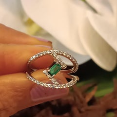 Diamond and Emerald Ring in Withe Gold 0.64 Carat Diamonds 0.3 Carat Emerald