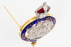 Grenadier Guards Brooch in 18 Carat Gold, Diamonds and Enamel, London 1959