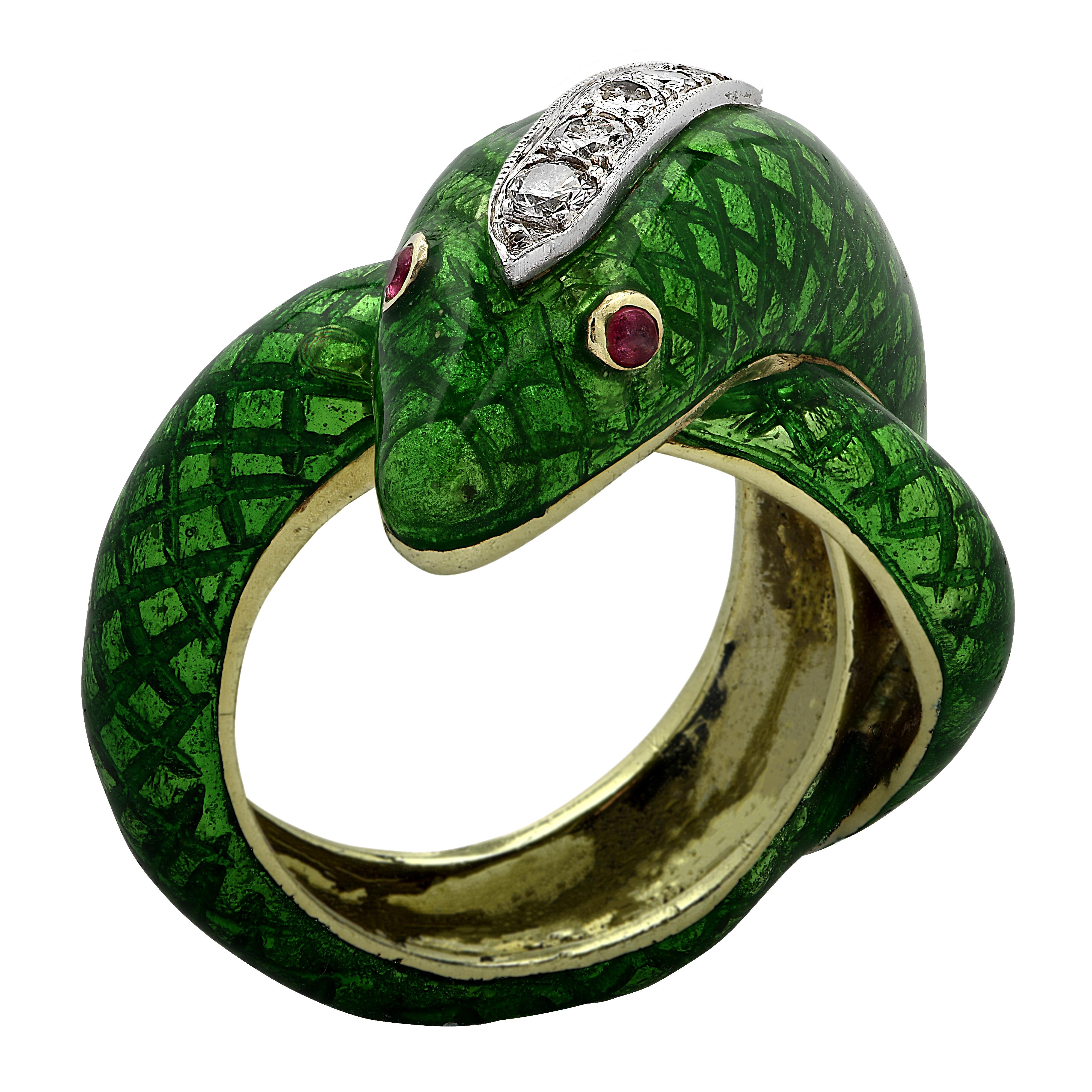 Diamond and Enamel Snake Ring In Good Condition In Miami, FL