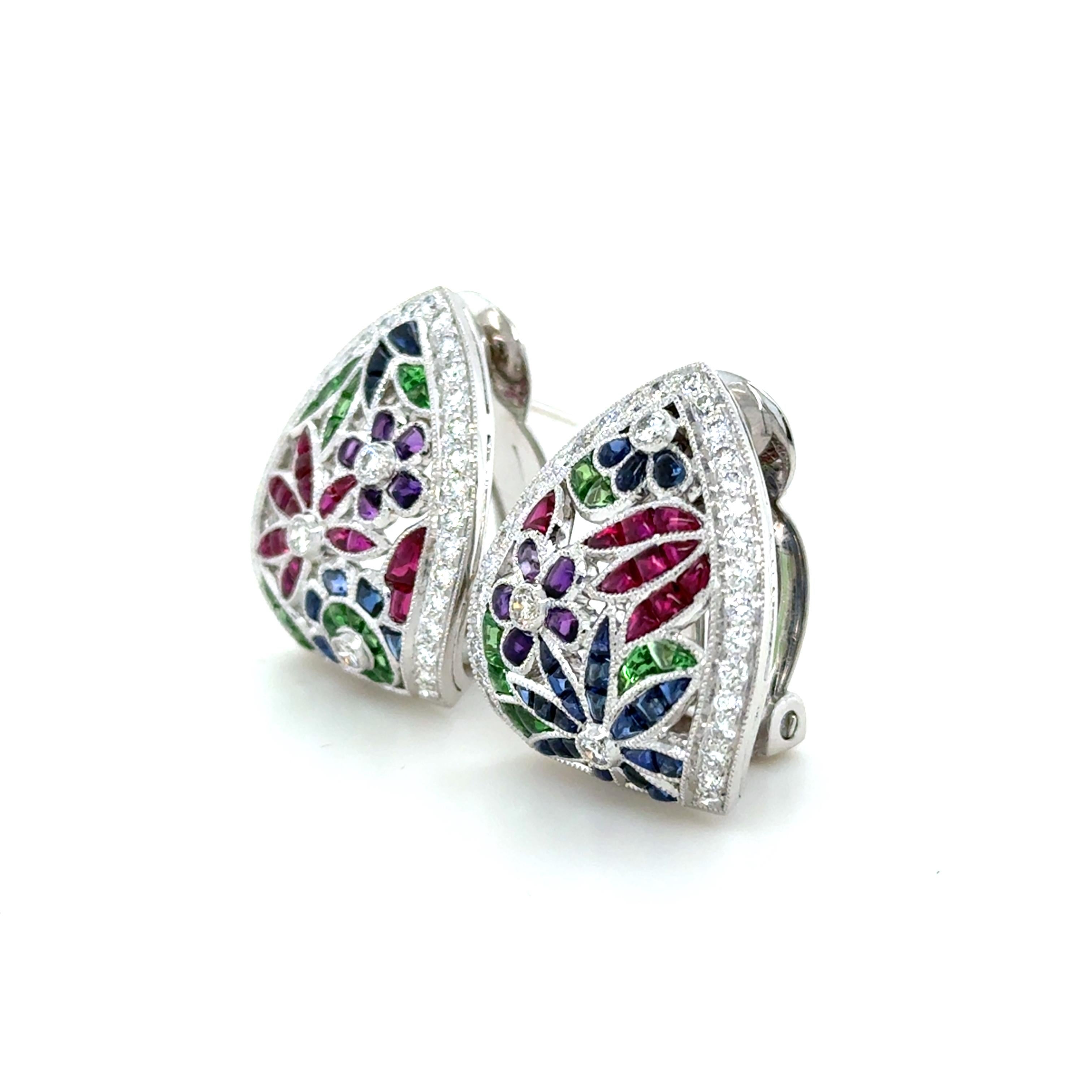 Contemporaneo Diamond and Gemstone Flower Earrings in vendita