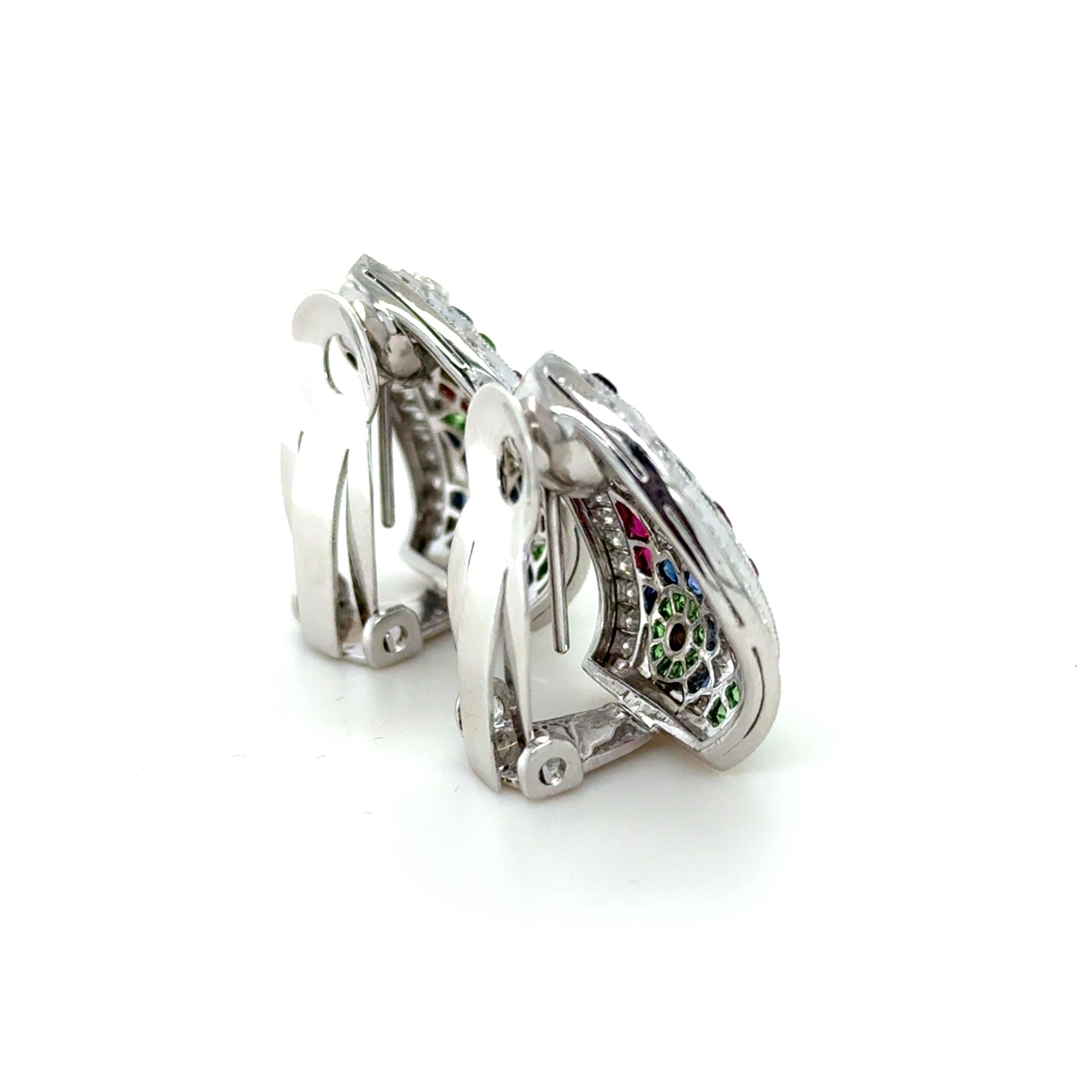 Diamond and Gemstone Flower Earrings In condizioni ottime in vendita a Chicago, IL
