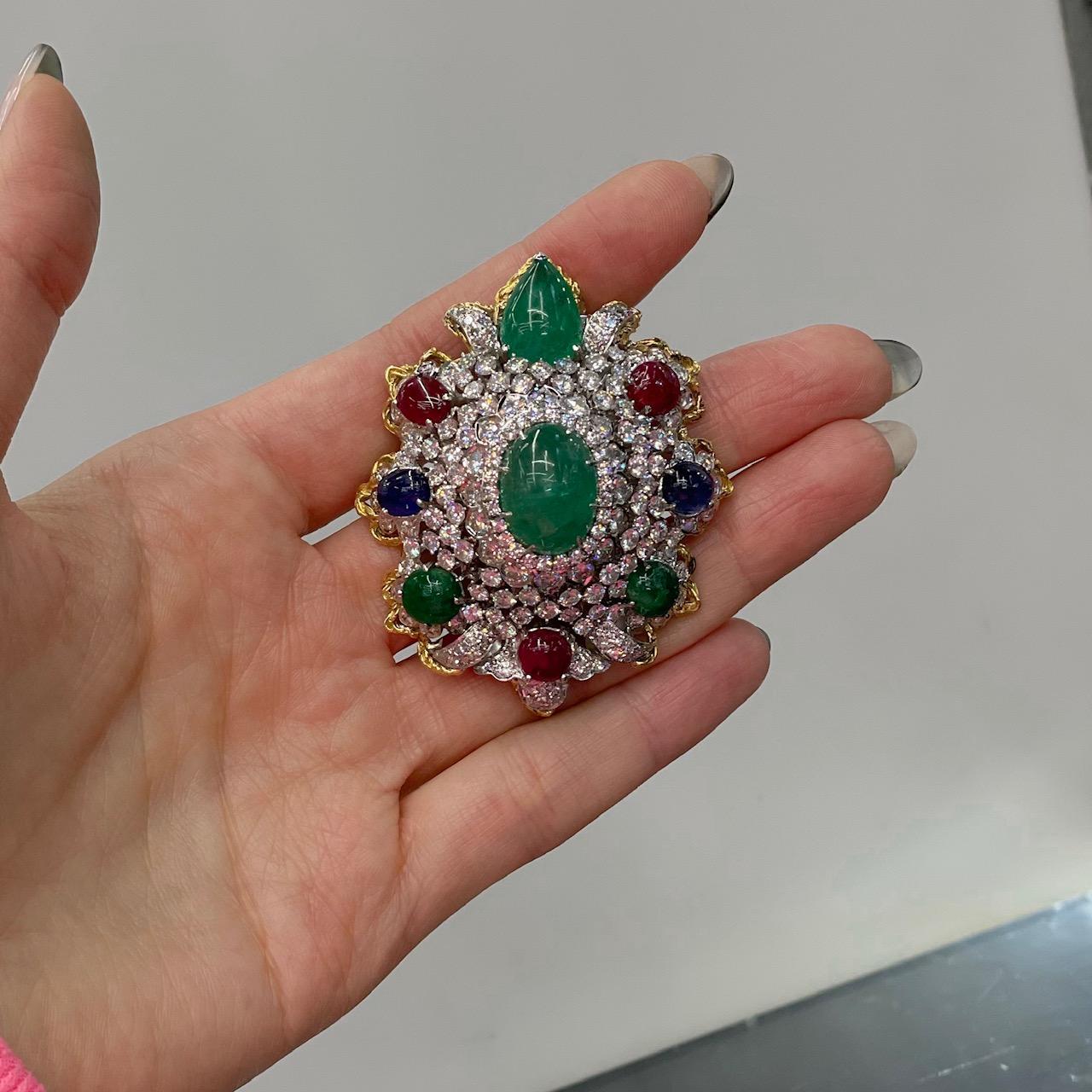 Diamond And Gemstones Heraldic Brooch from 1970's In Excellent Condition For Sale In New York, NY