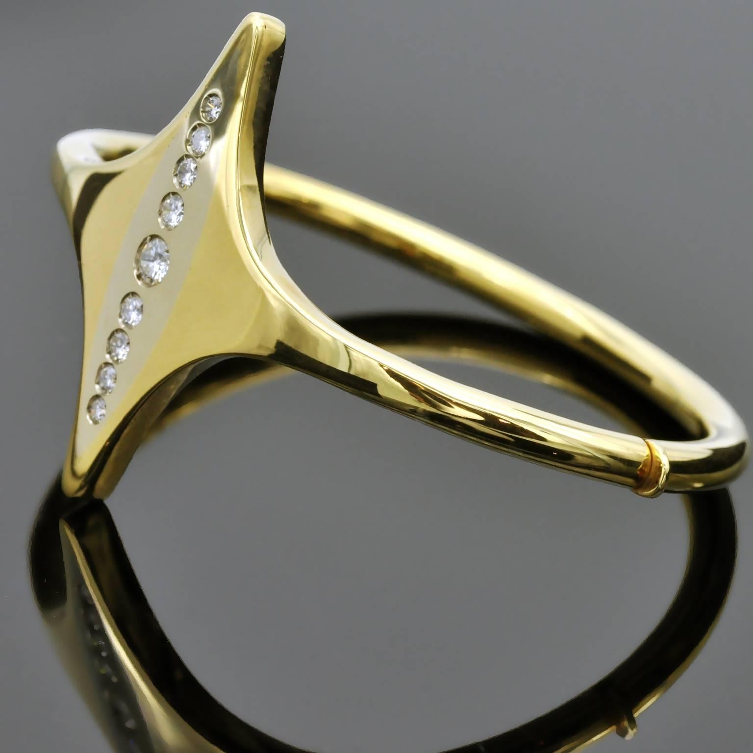 Contemporary Diamond and Gold Bangle Bracelet